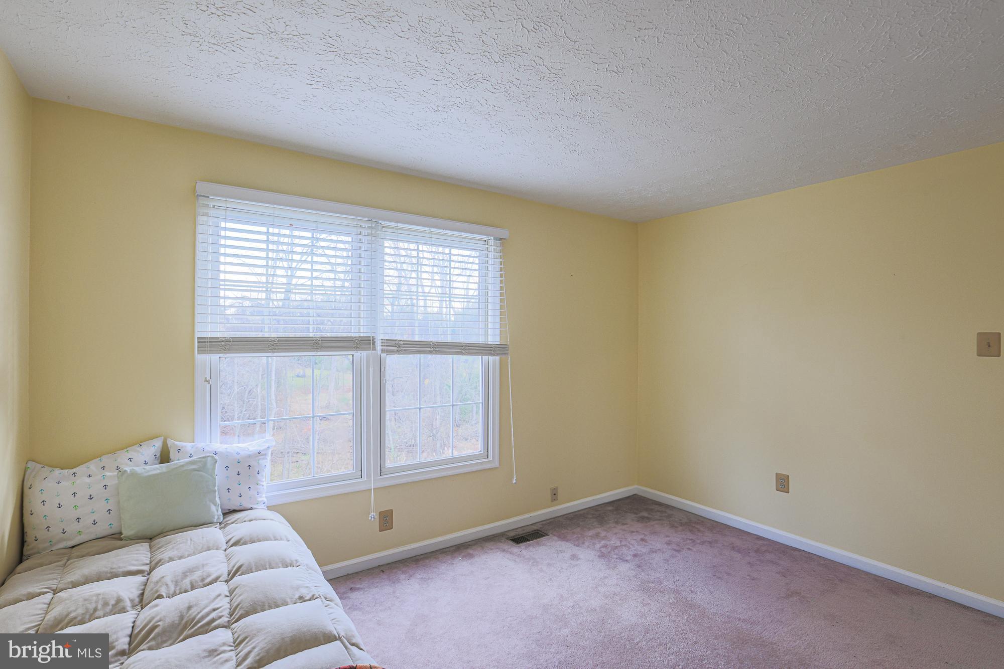 BRITINAY IV - Residential