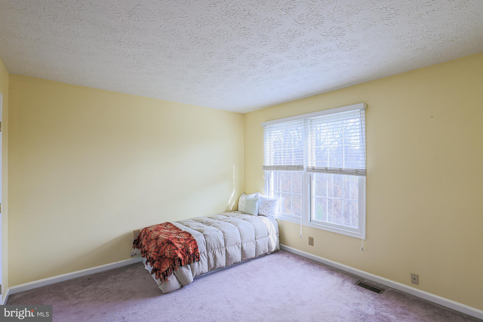 BRITINAY IV - Residential