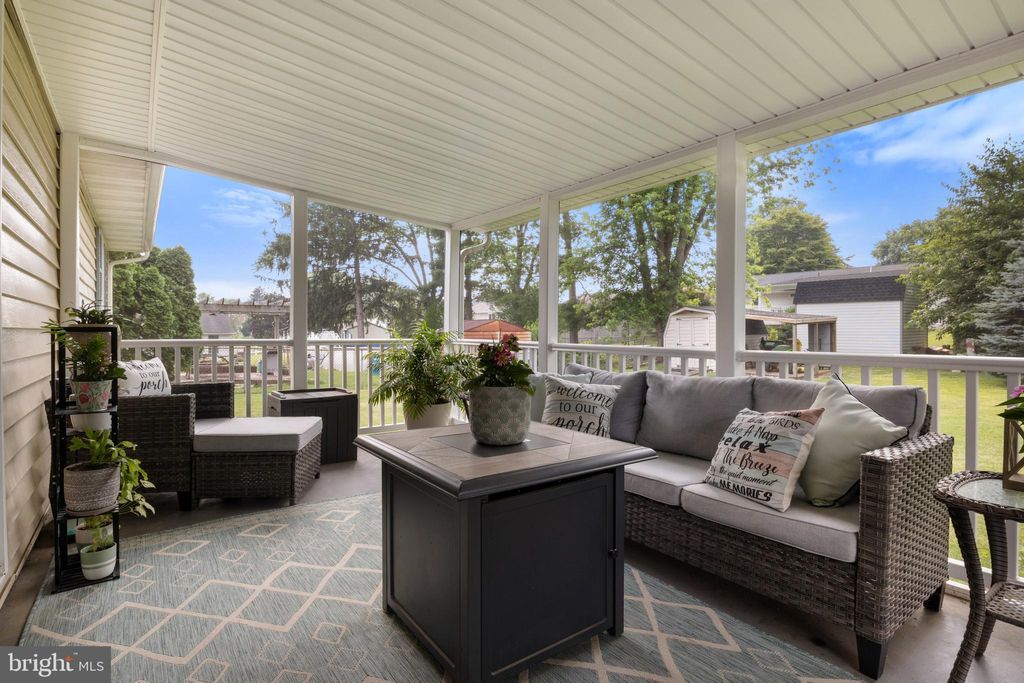 Photo of 41 Butter Road, DOVER, PA 17315 (MLS # PAYK2084040)