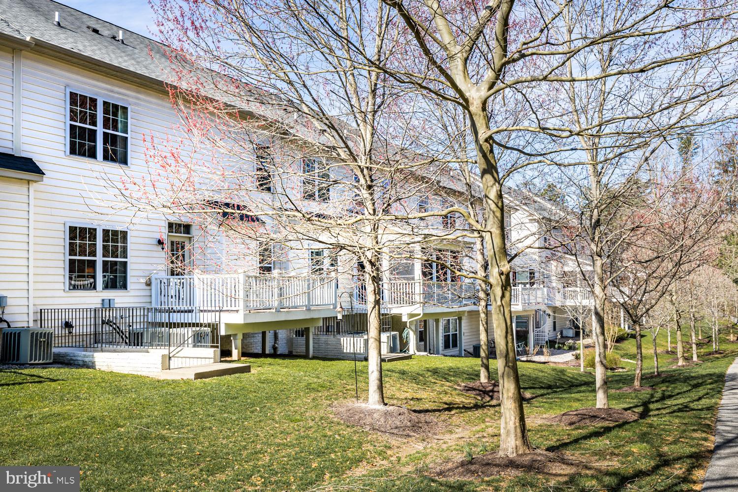 ENCLAVE AT ELLICOTT STATION - Residential