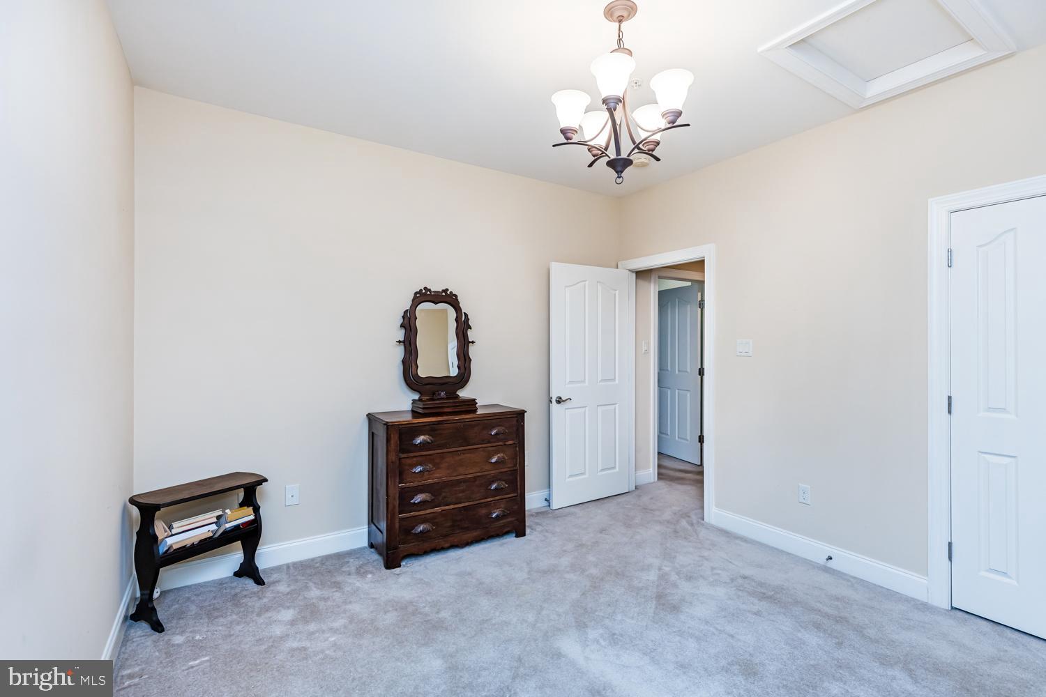 ENCLAVE AT ELLICOTT STATION - Residential