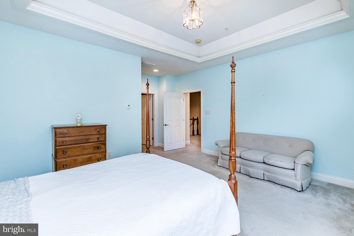 ENCLAVE AT ELLICOTT STATION - Residential