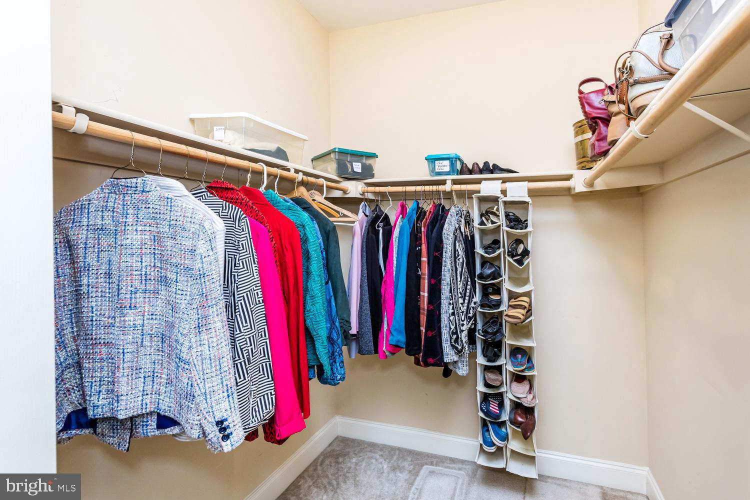 ENCLAVE AT ELLICOTT STATION - Residential