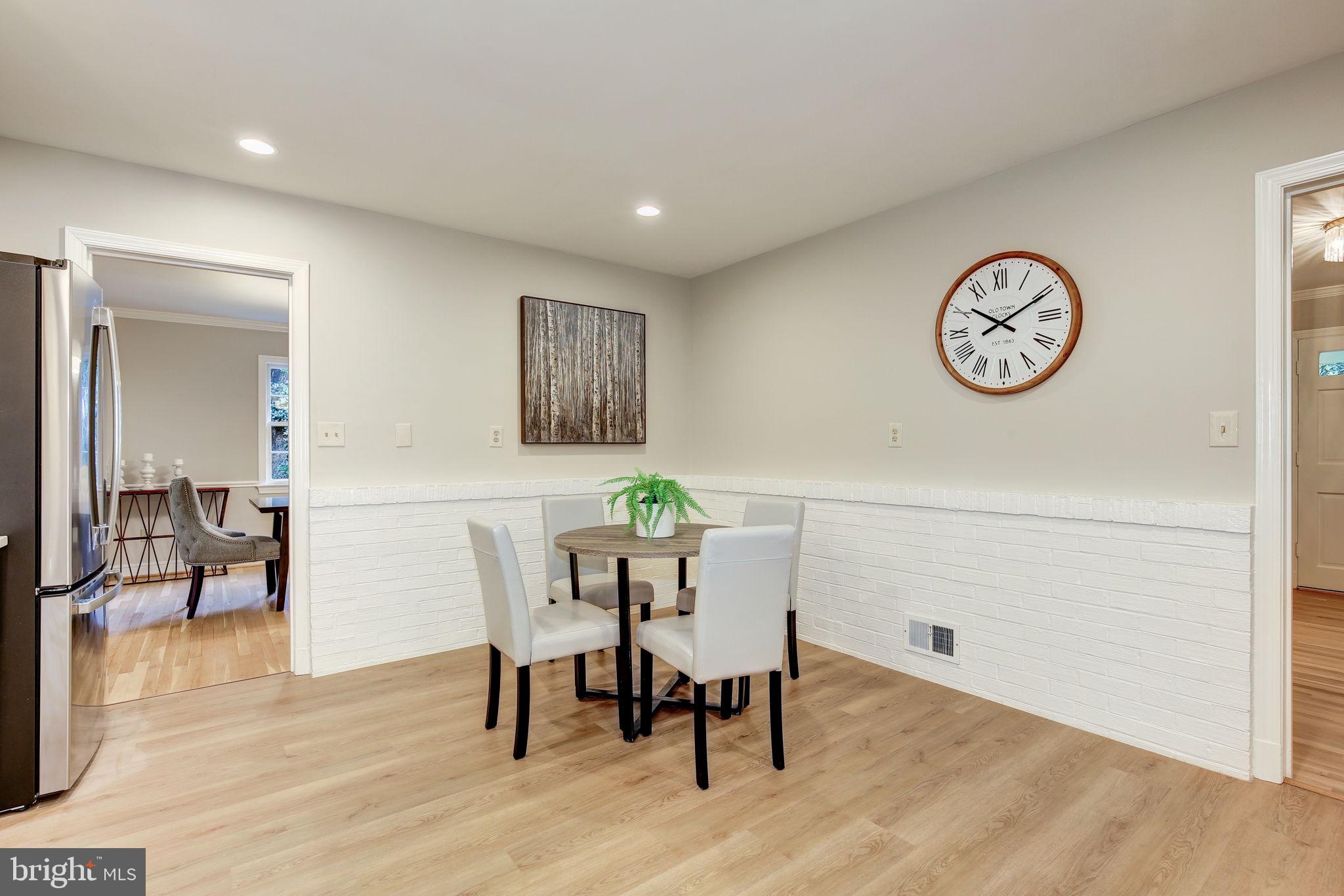 BANNOCKBURN ESTATES - Residential