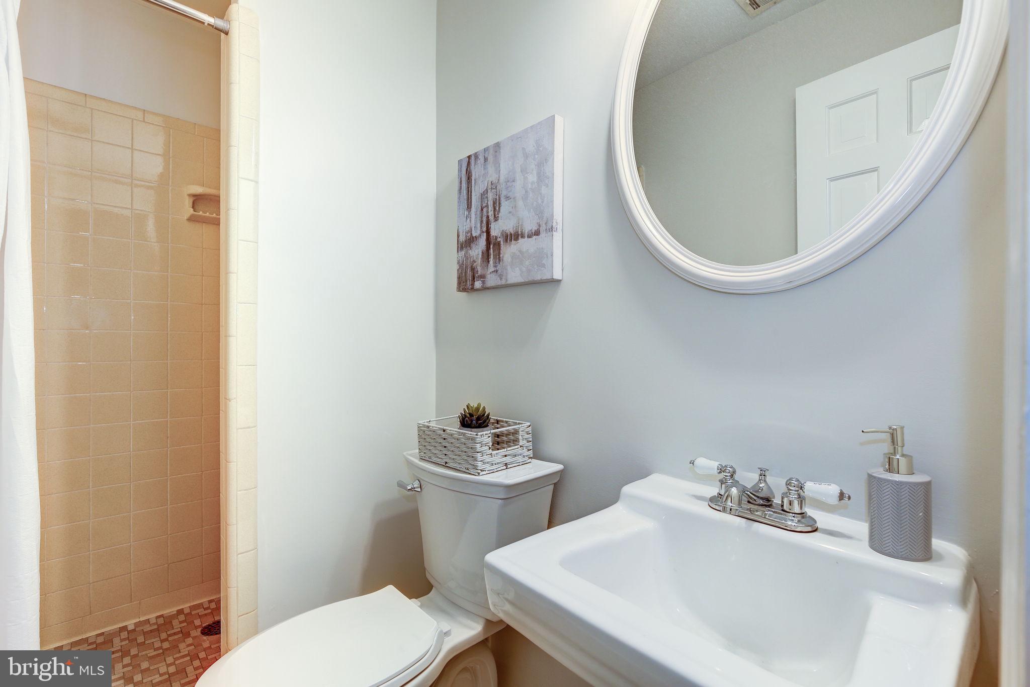 BANNOCKBURN ESTATES - Residential