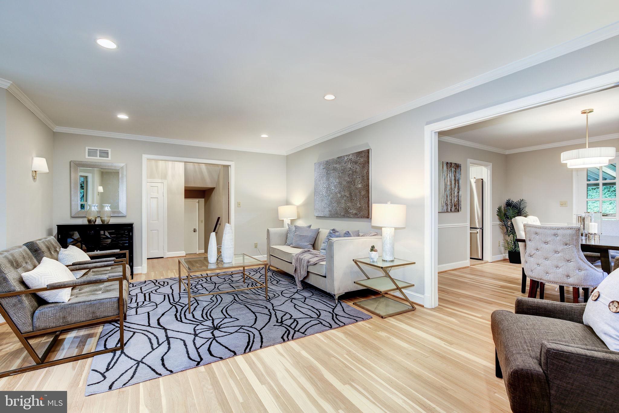 BANNOCKBURN ESTATES - Residential