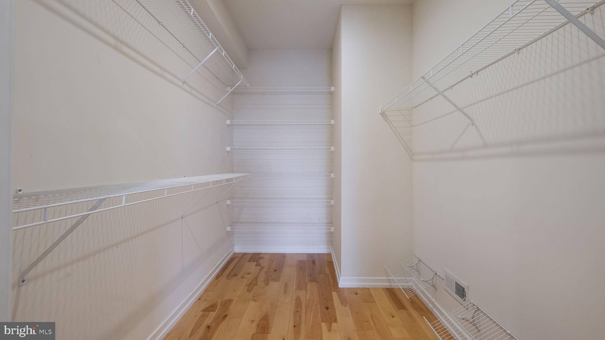 POINT BREEZE - Residential Lease