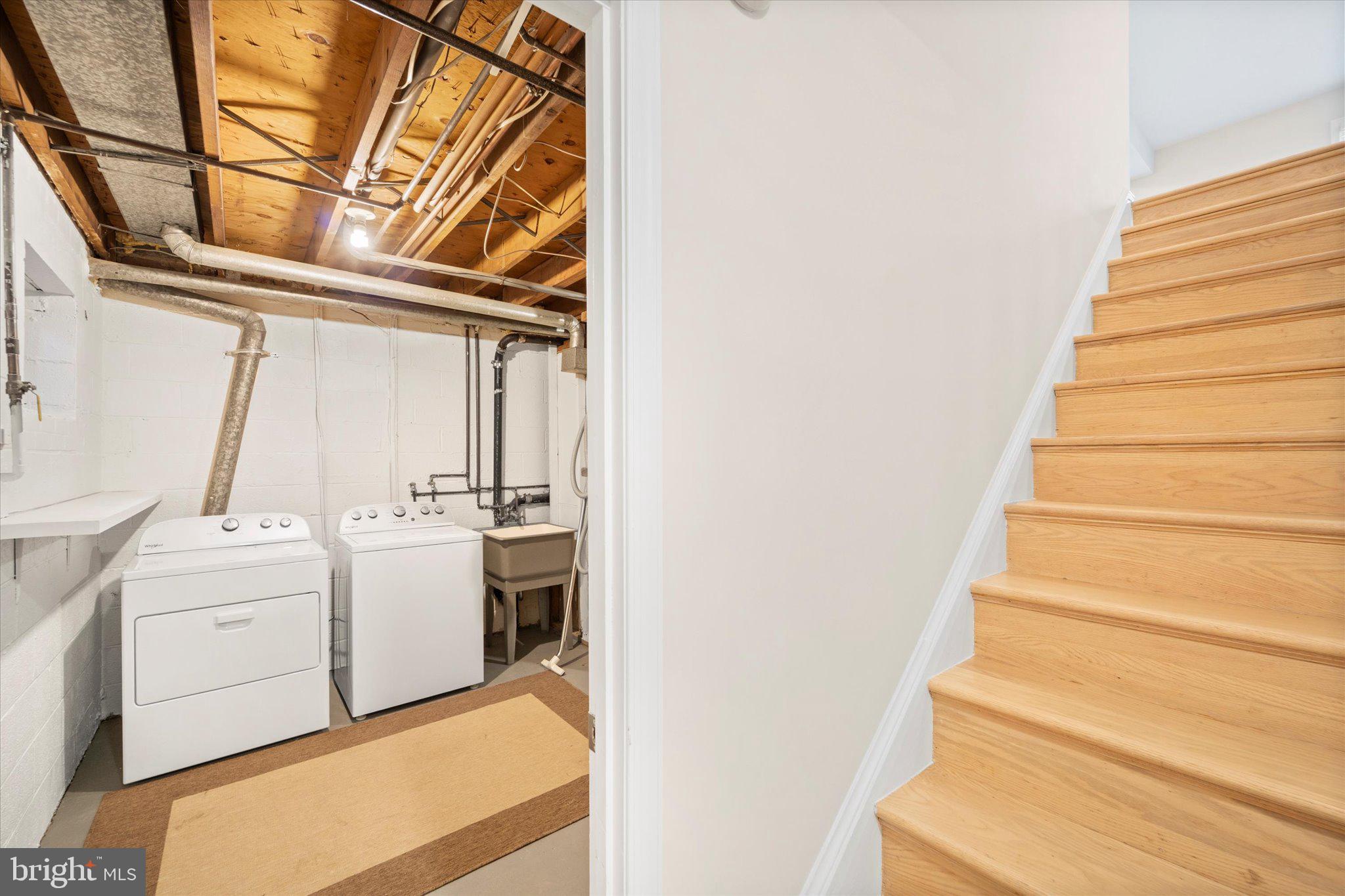 CAMBRIDGE STATION - Residential Lease