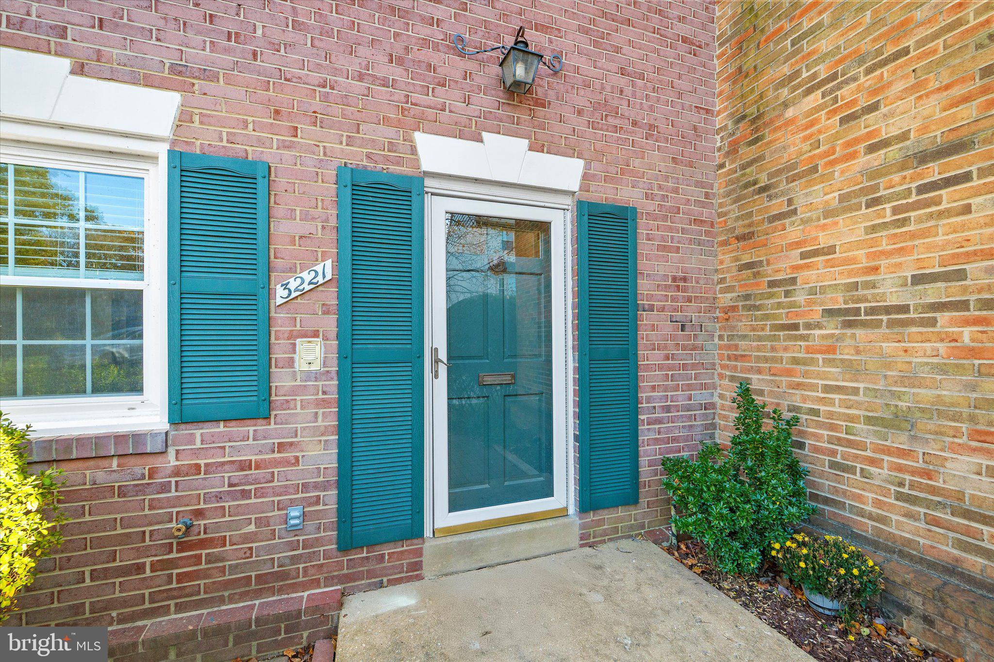 CAMBRIDGE STATION - Residential Lease