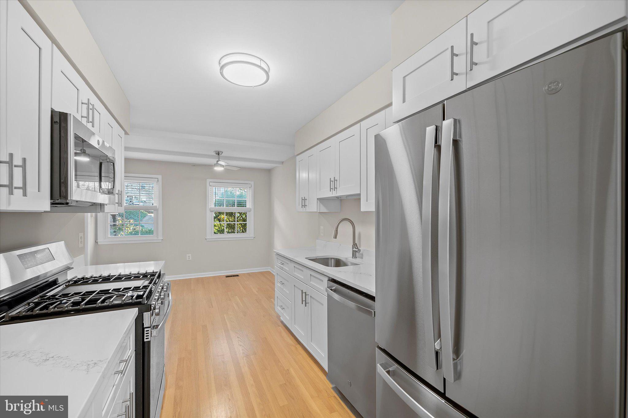 CAMBRIDGE STATION - Residential Lease