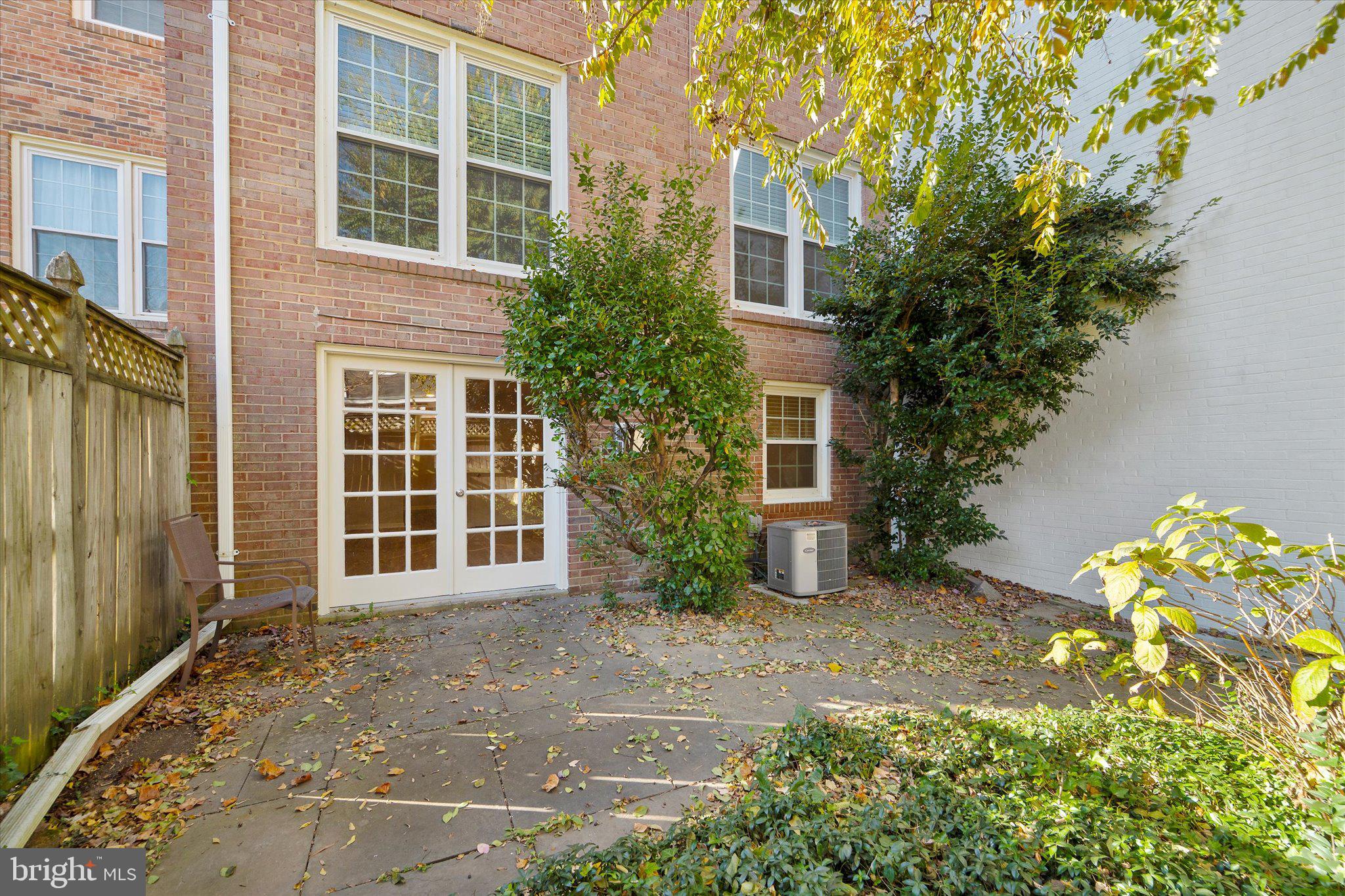 CAMBRIDGE STATION - Residential Lease