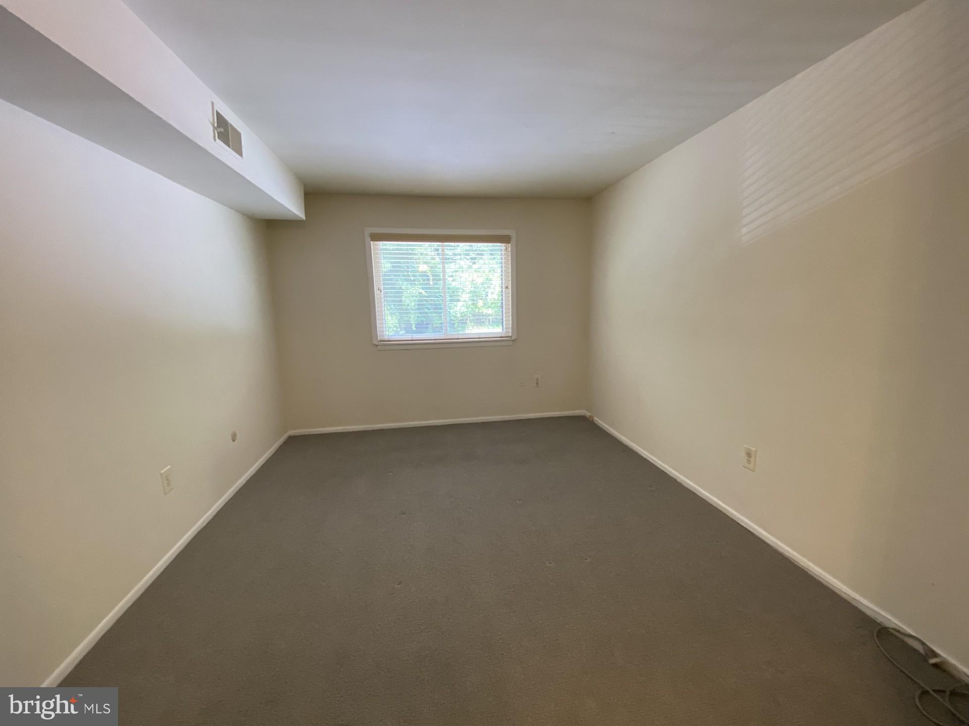 PAINTERS CROSSING - Residential Lease