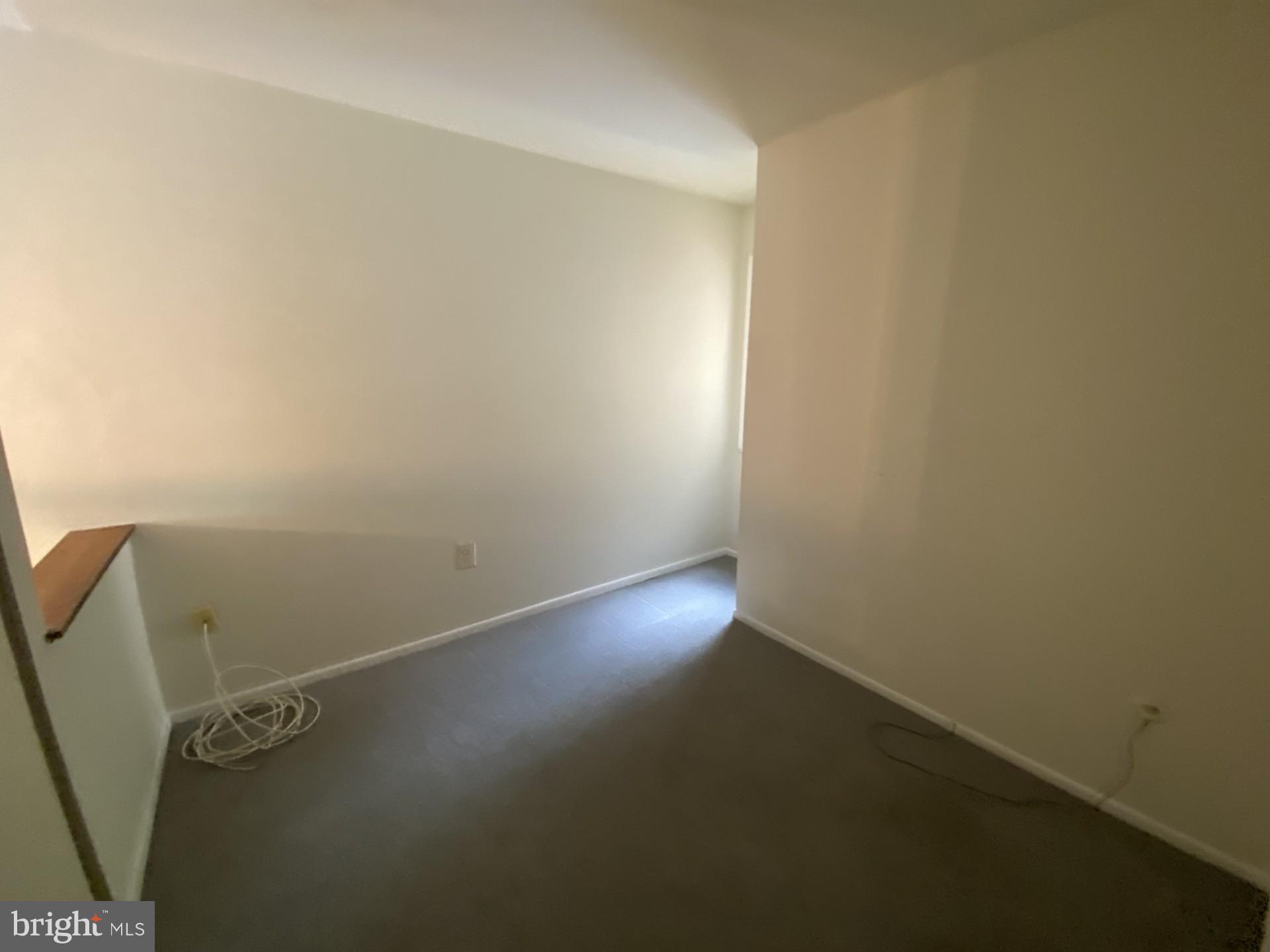 PAINTERS CROSSING - Residential Lease