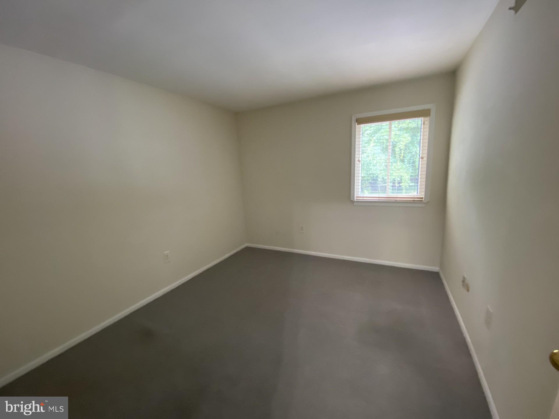 PAINTERS CROSSING - Residential Lease