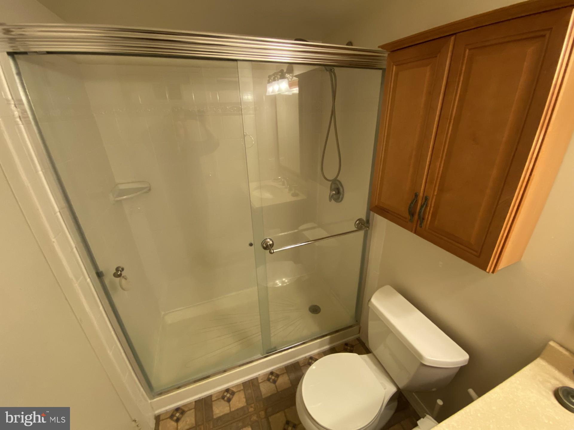 PAINTERS CROSSING - Residential Lease