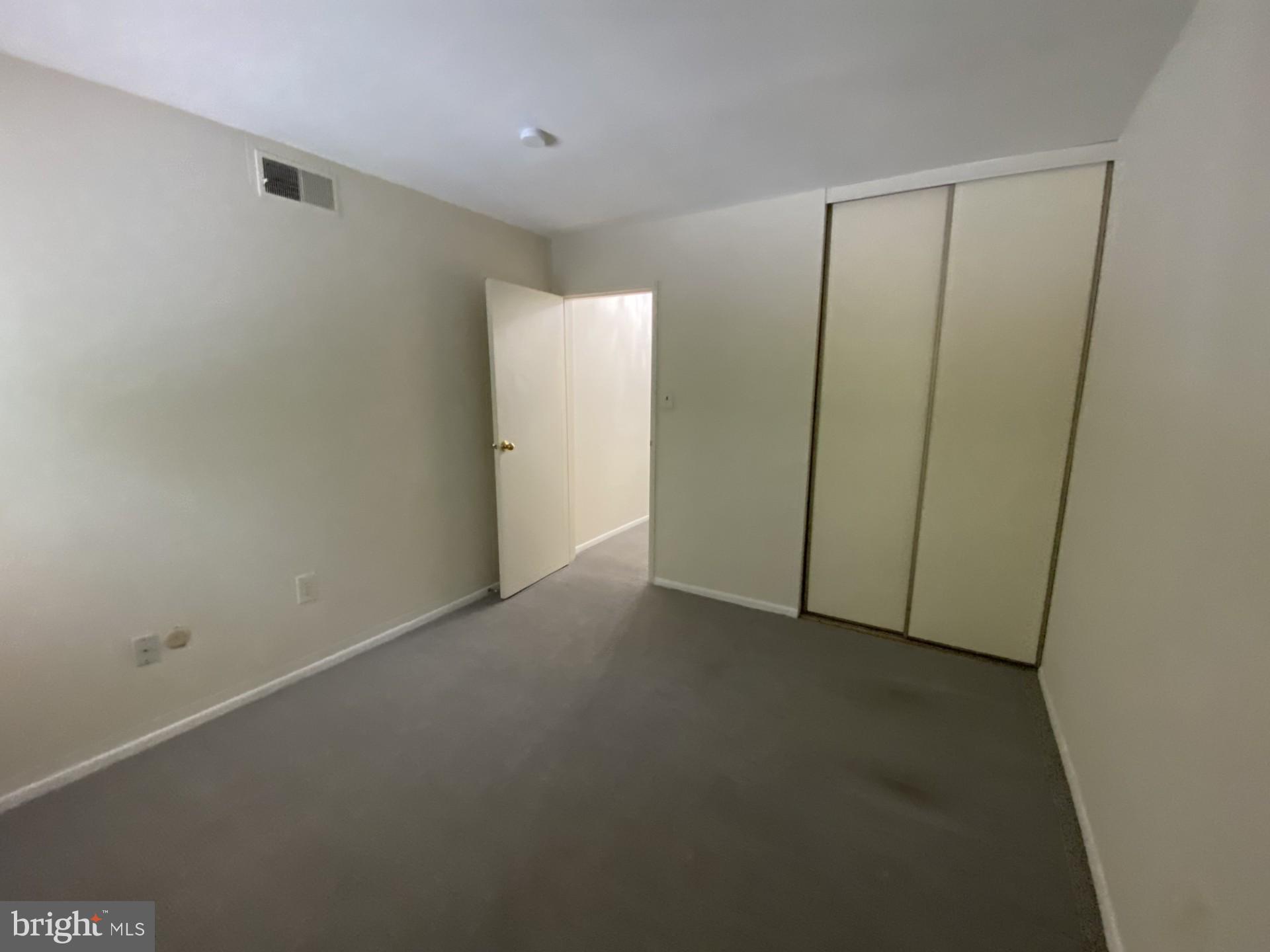 PAINTERS CROSSING - Residential Lease