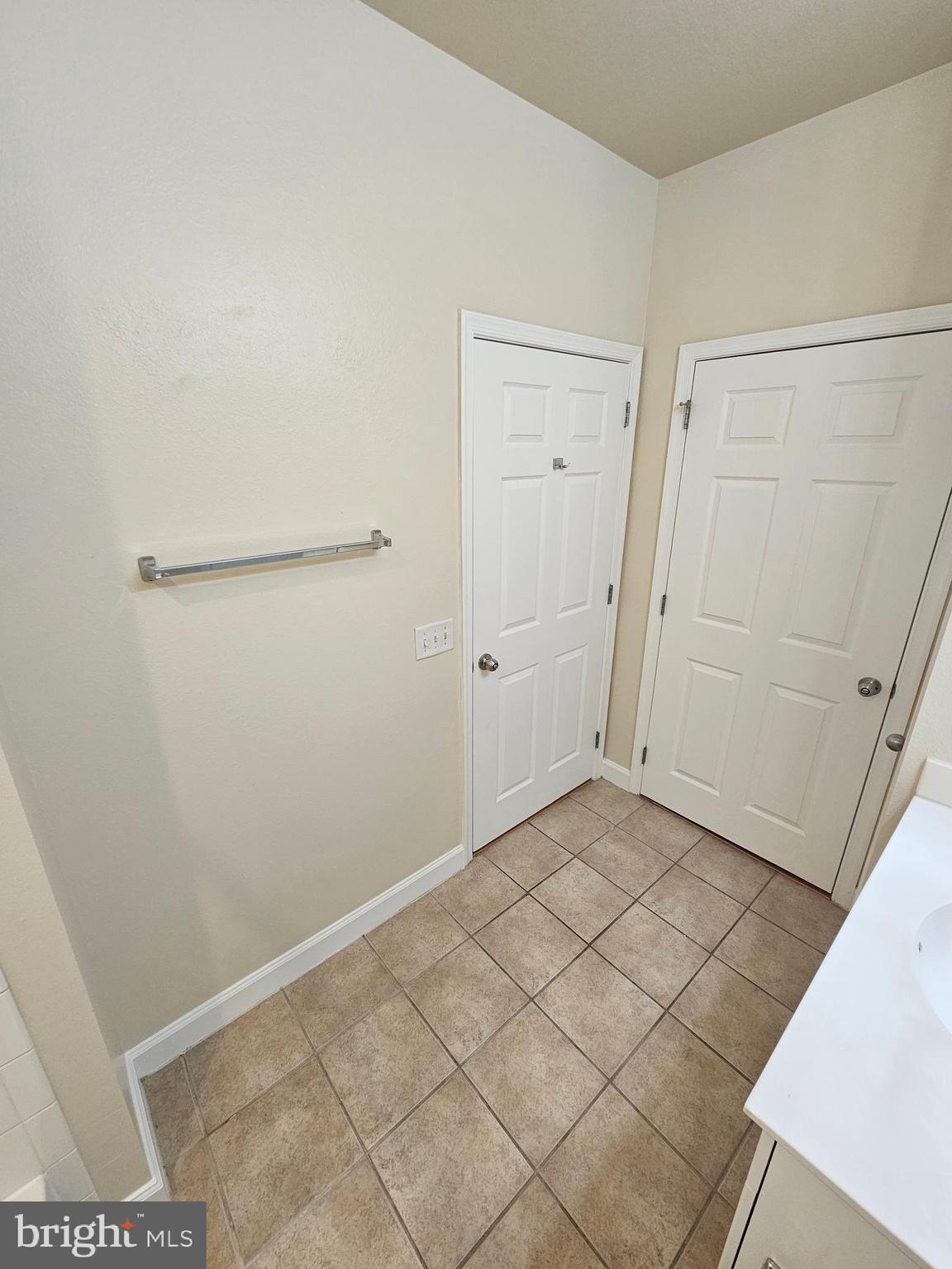 THE FITZ - Residential Lease