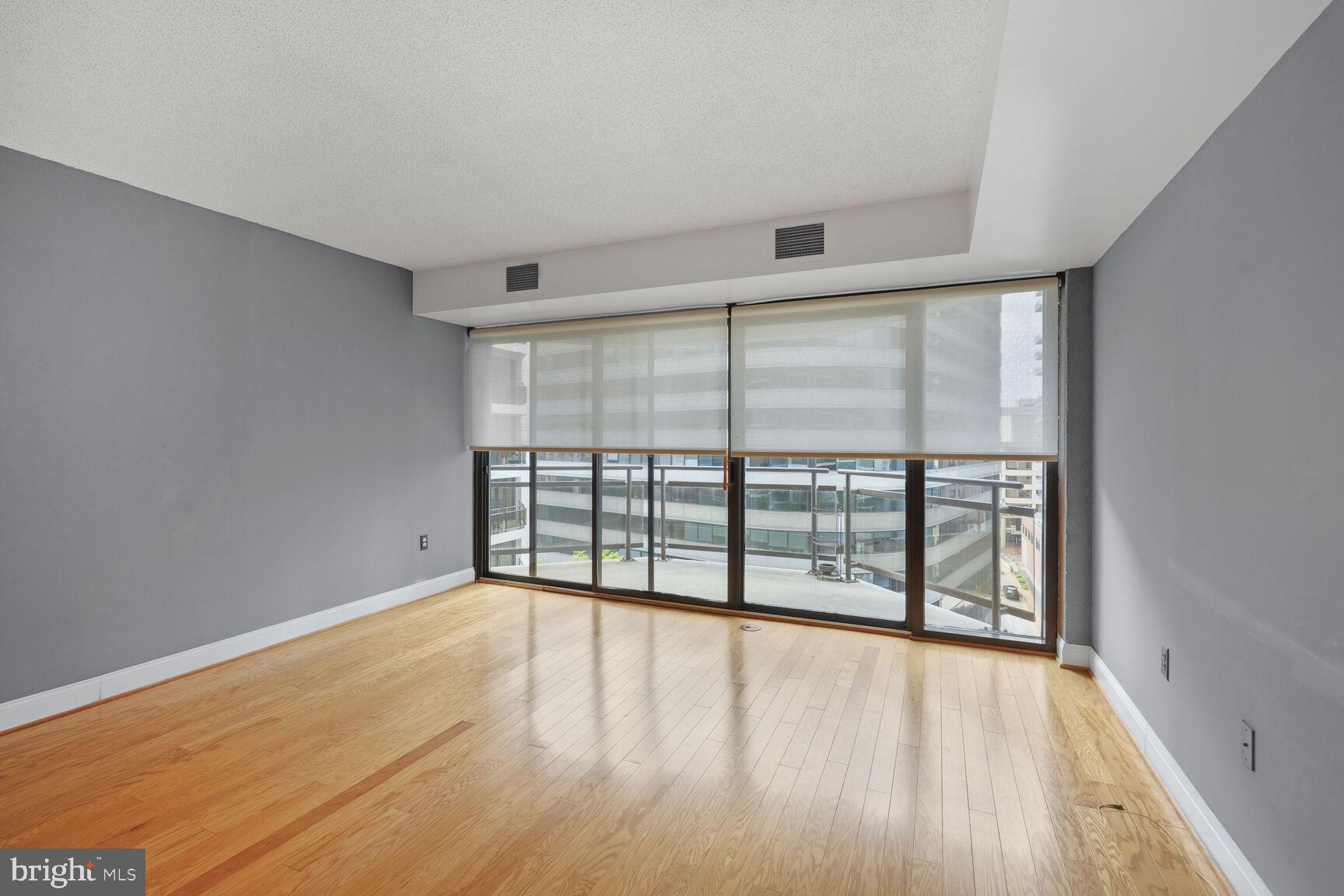 1530 KEY BOULEVARD 923