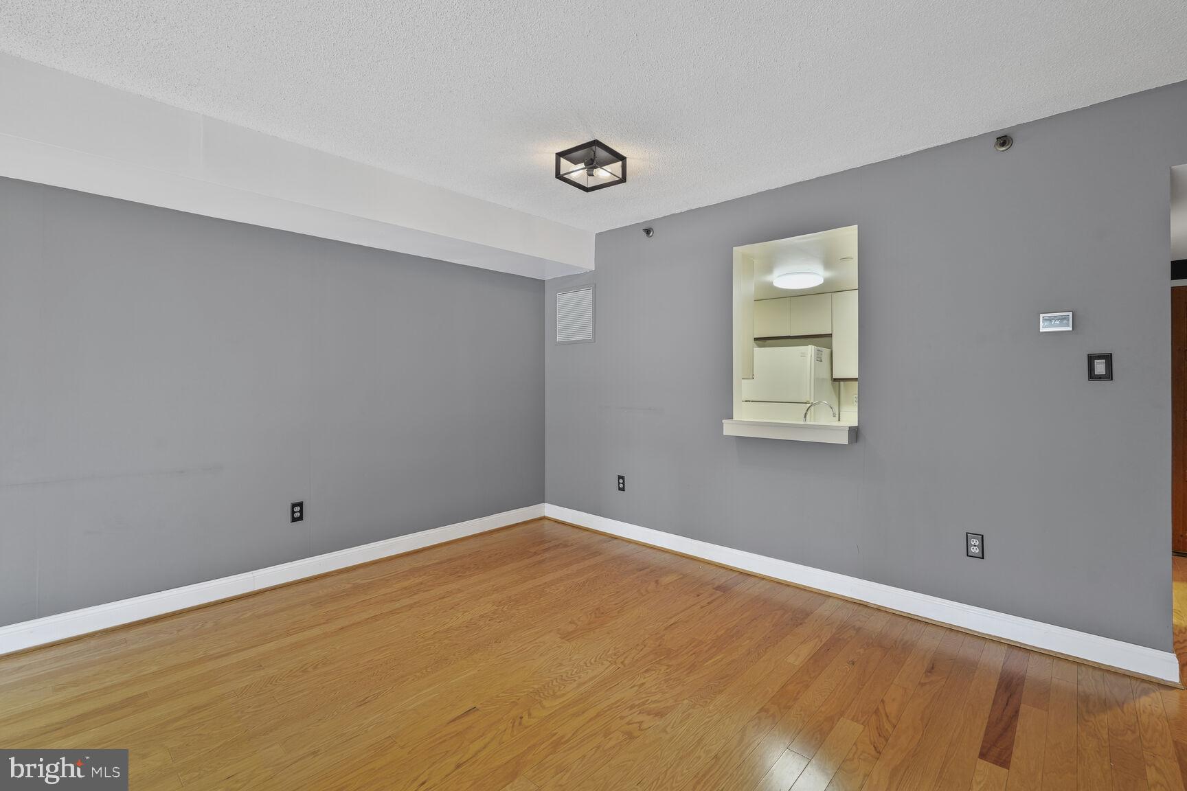 1530 KEY BOULEVARD 923