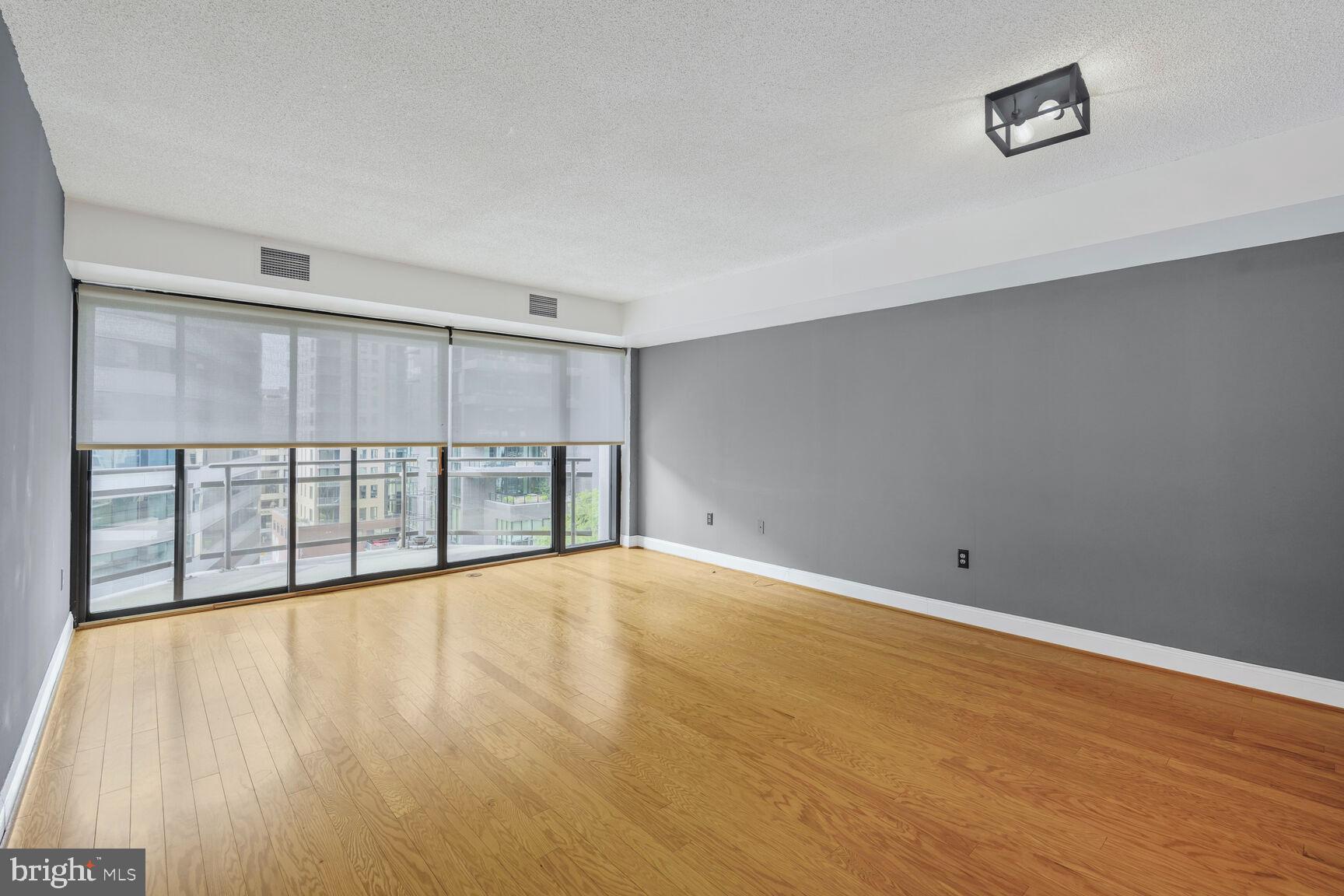1530 KEY BOULEVARD 923