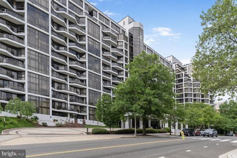 1530 KEY BOULEVARD 923 ARLINGTON VA 22209