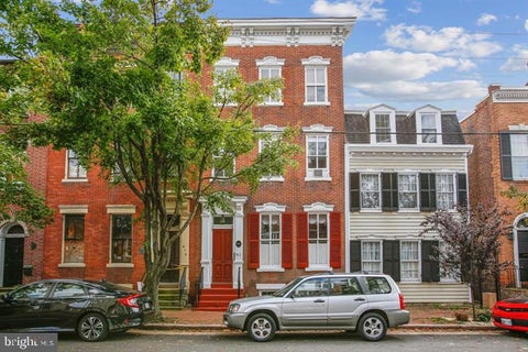 Townhouse For Rent - 812 Prince Street #APT 2<br/> Alexandria City County, ALEXANDRIA, VA 22314