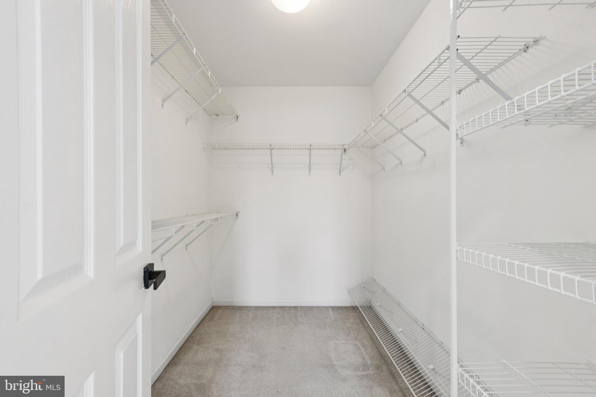 BELCOURT MANOR - Residential