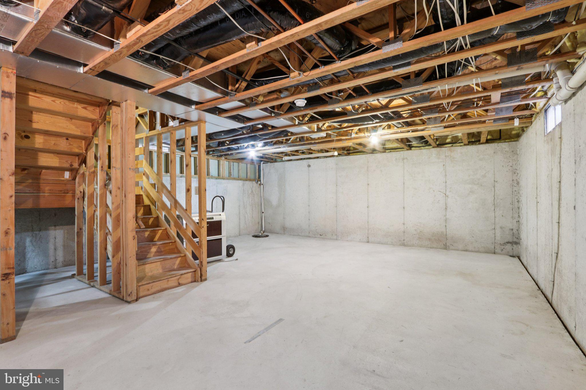 BELCOURT MANOR - Residential