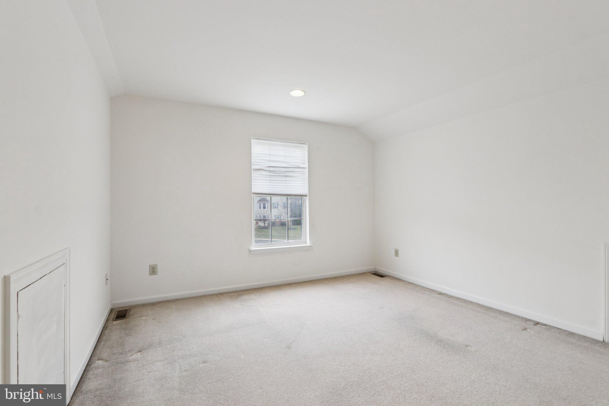 BELCOURT MANOR - Residential