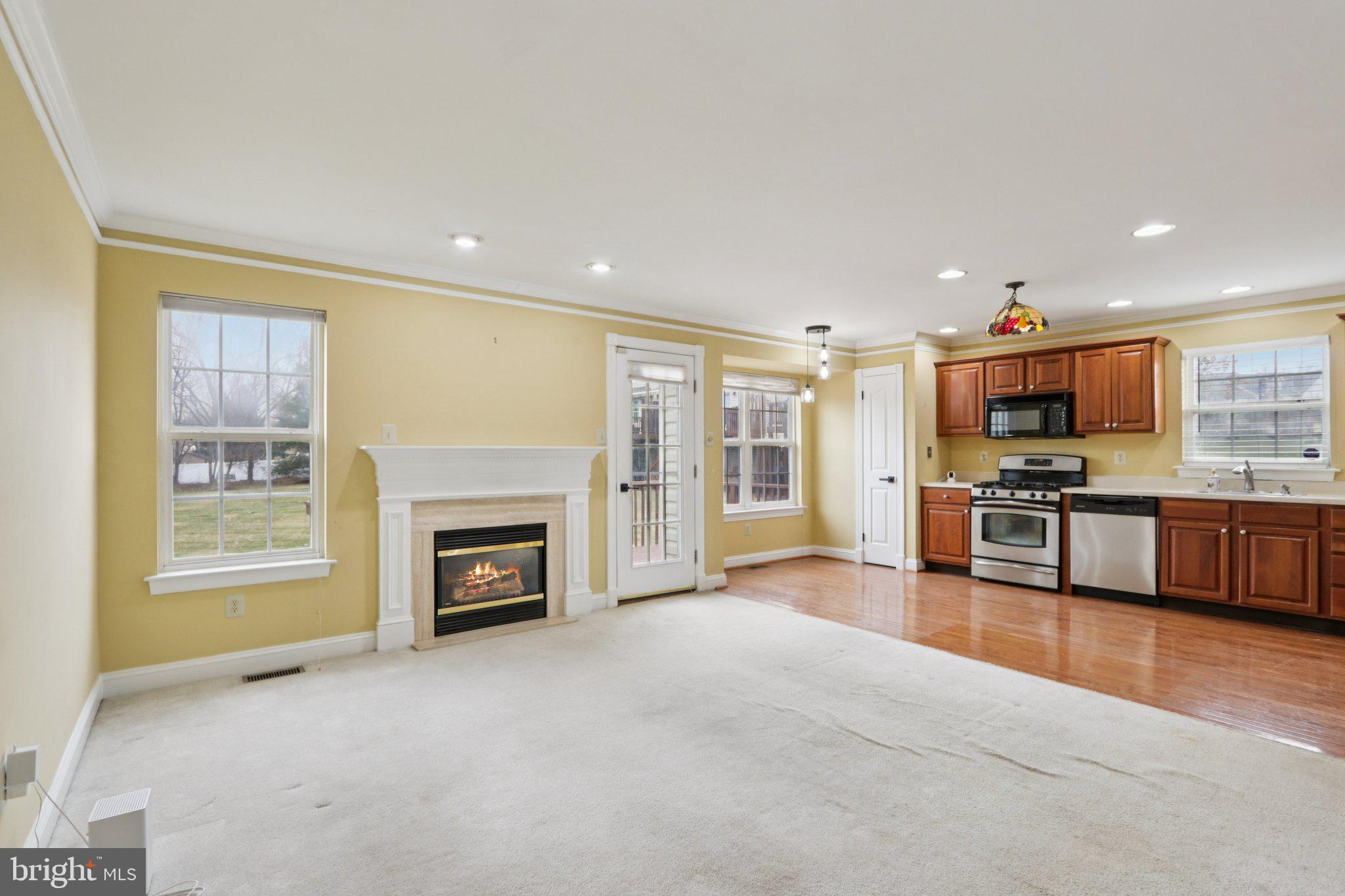 BELCOURT MANOR - Residential