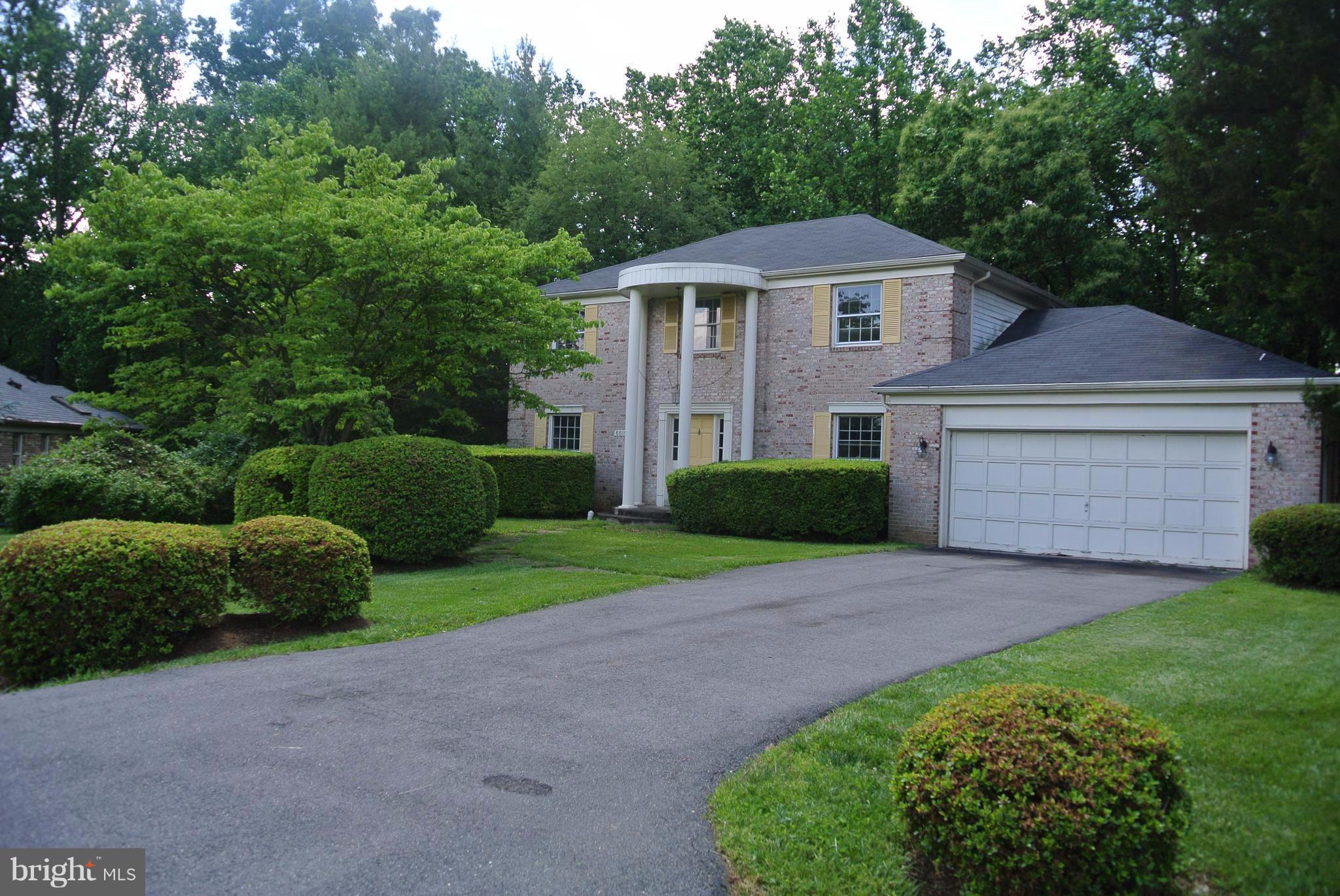 LANGLEY OAKS - Residential Lease