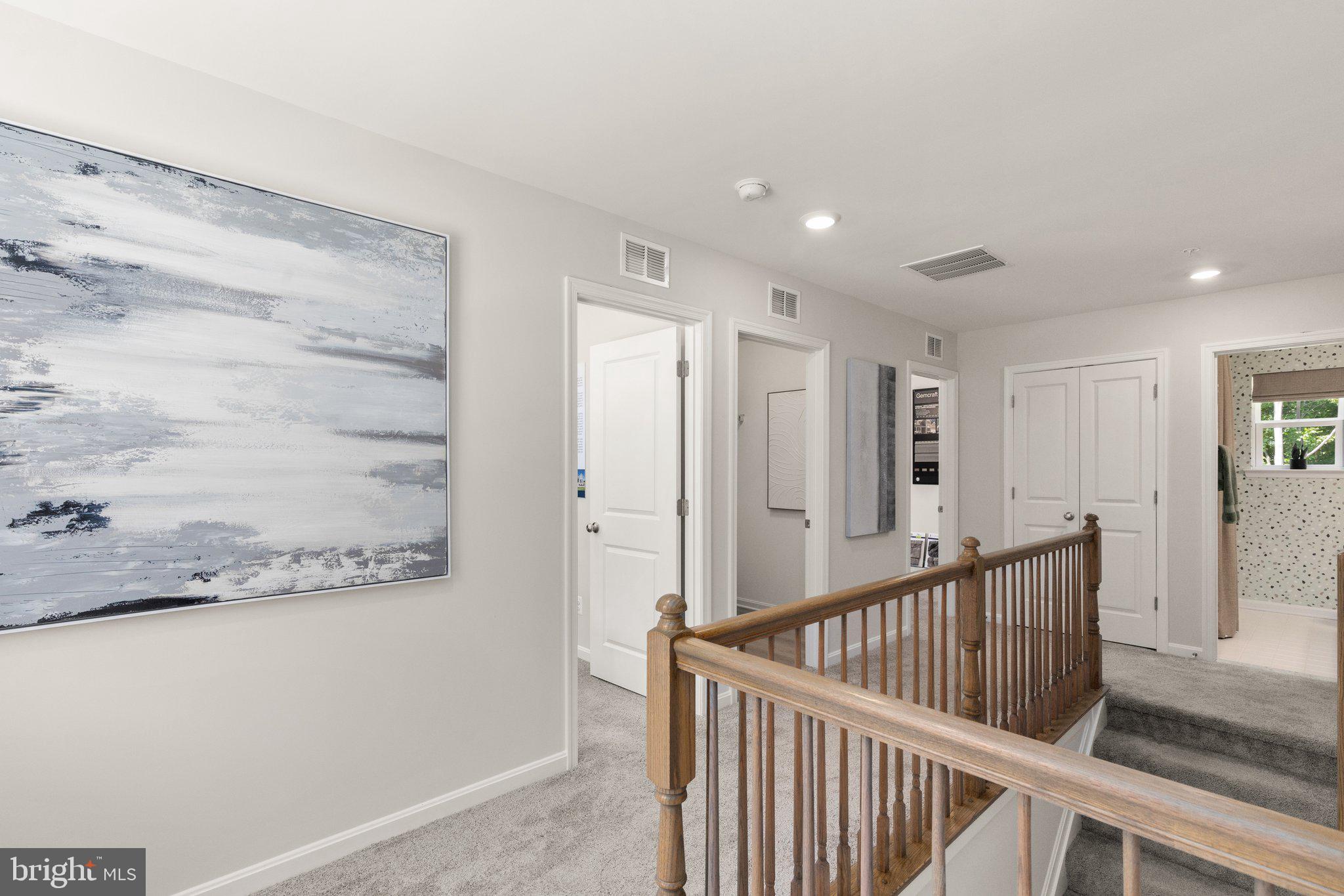 LAKEWOOD ESTATES - Residential