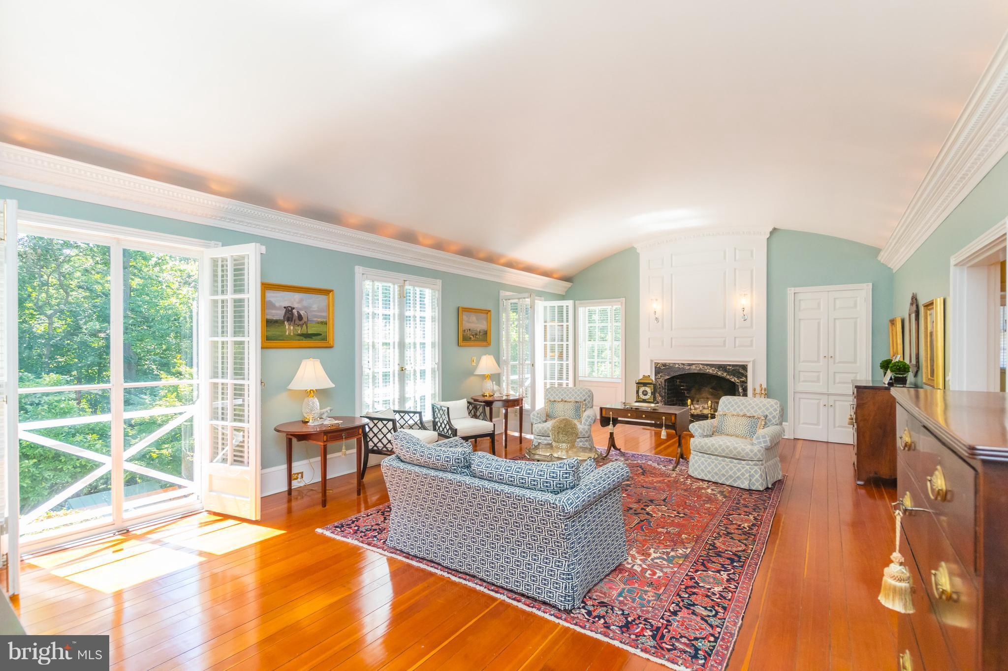 ROLAND PARK - Residential