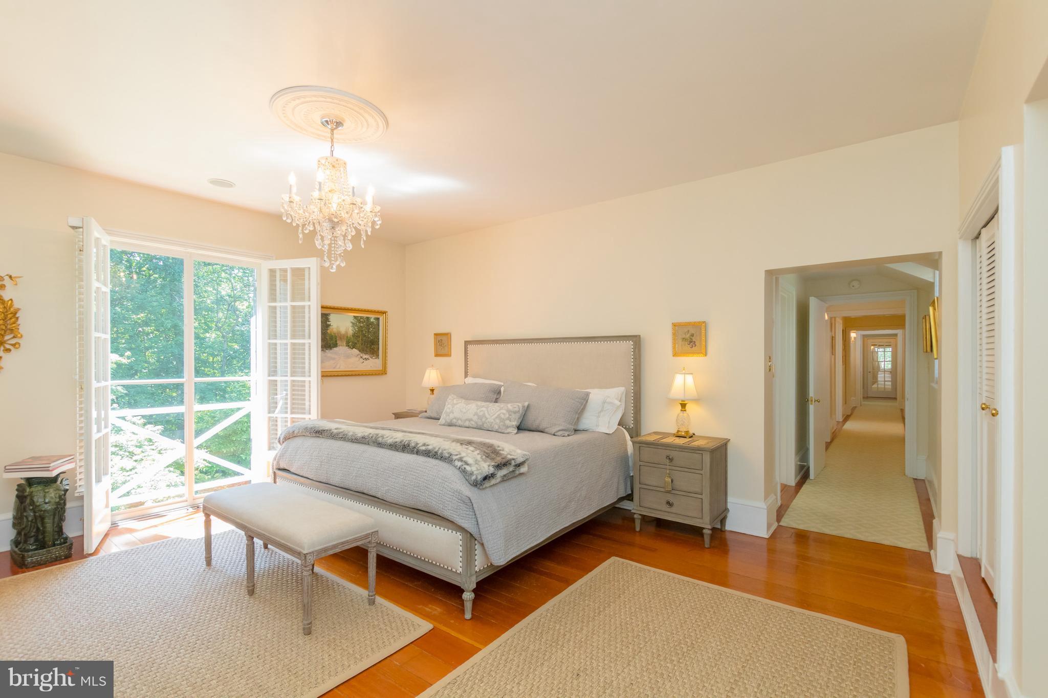 ROLAND PARK - Residential