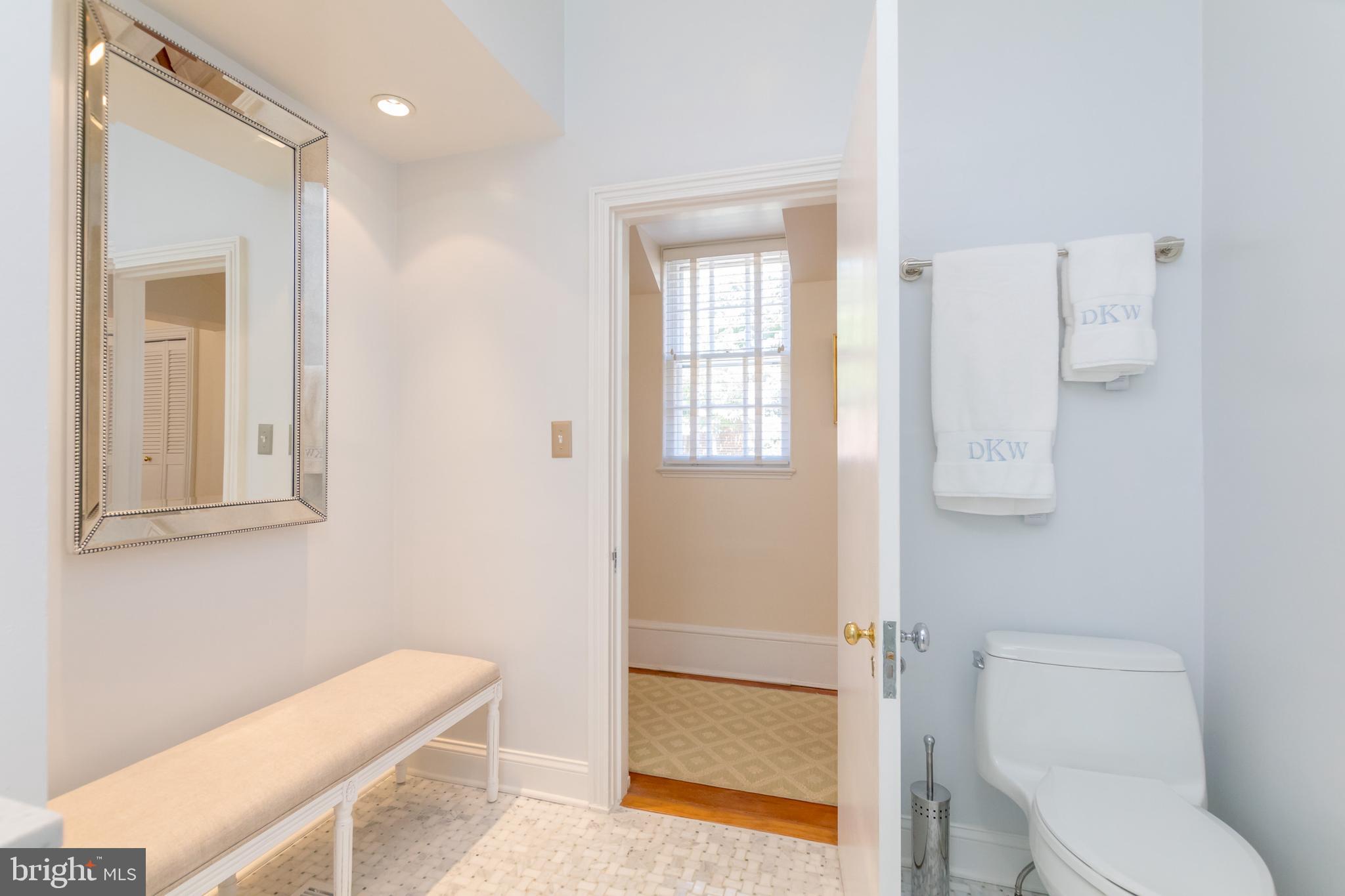 ROLAND PARK - Residential