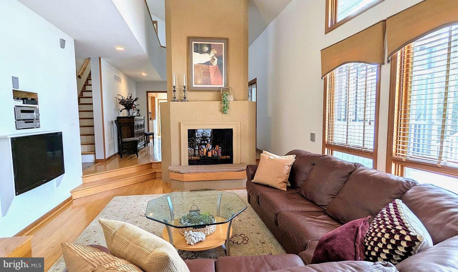 MEADOWCROFT - Residential