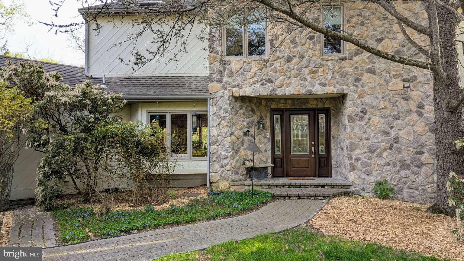 MEADOWCROFT - Residential