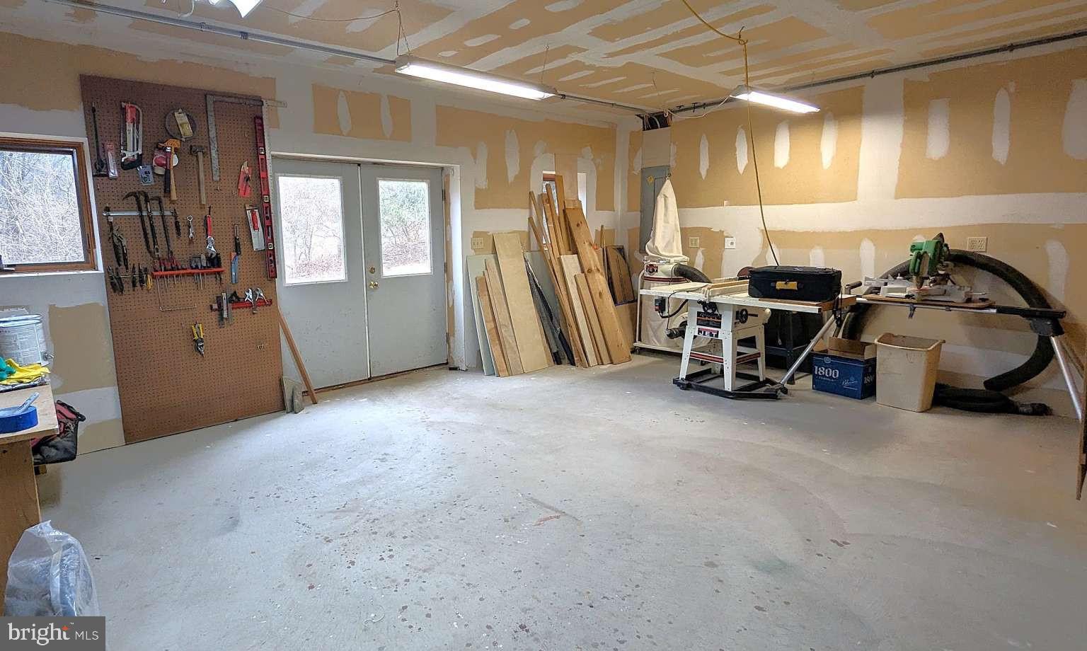 MEADOWCROFT - Residential