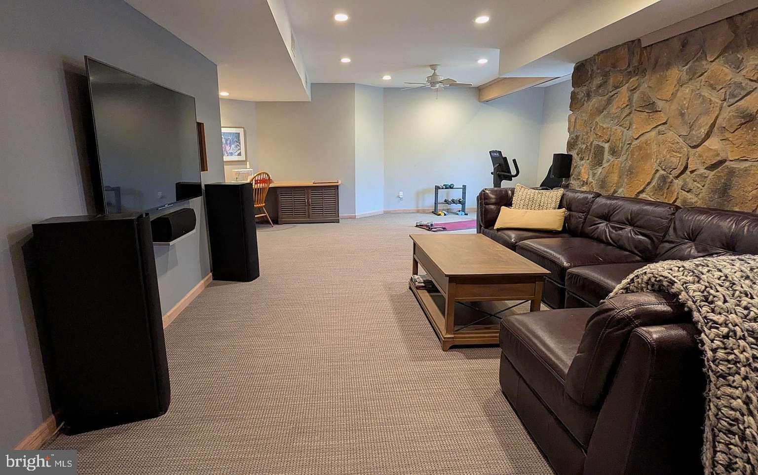 MEADOWCROFT - Residential