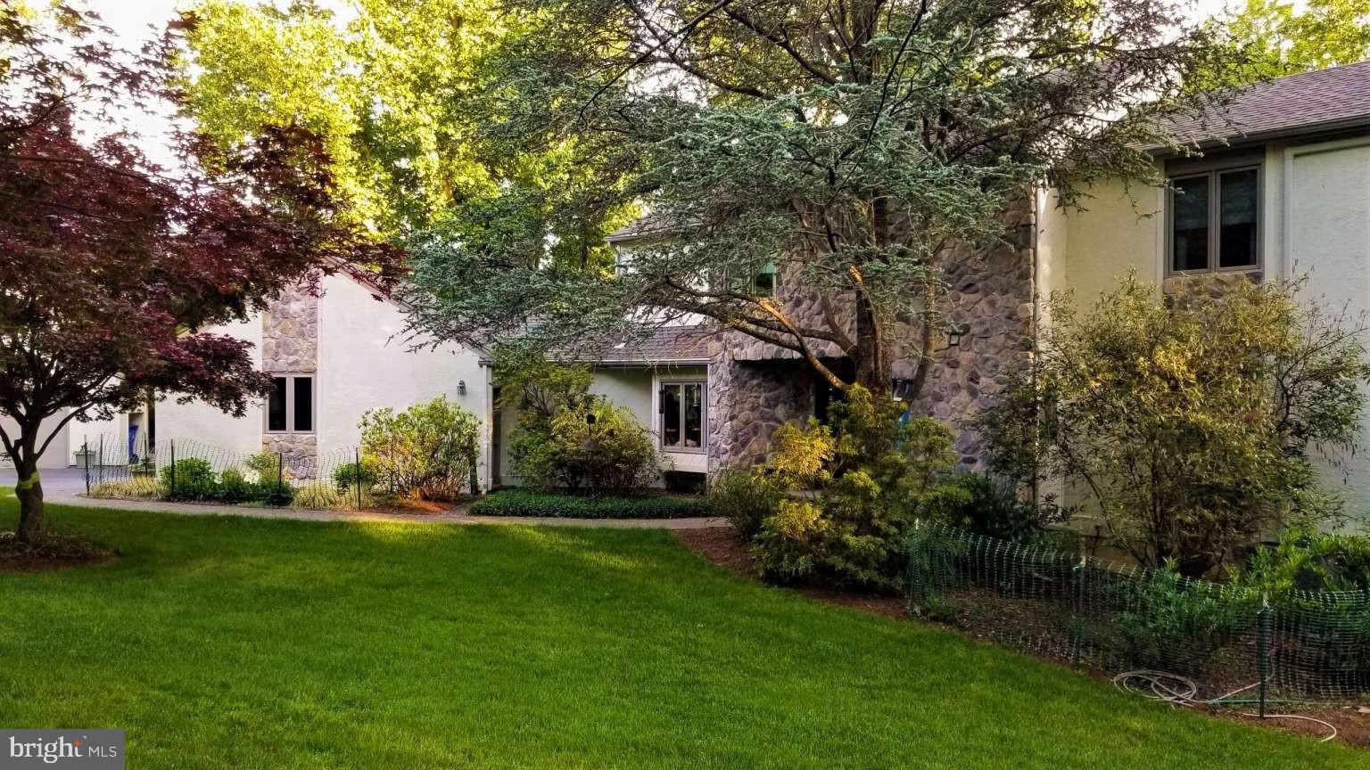 MEADOWCROFT - Residential