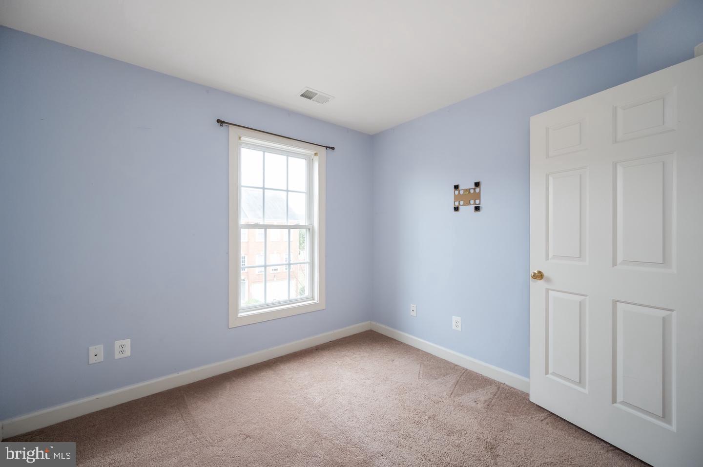 PRESERVE AT SMITH RUN - Residential Lease