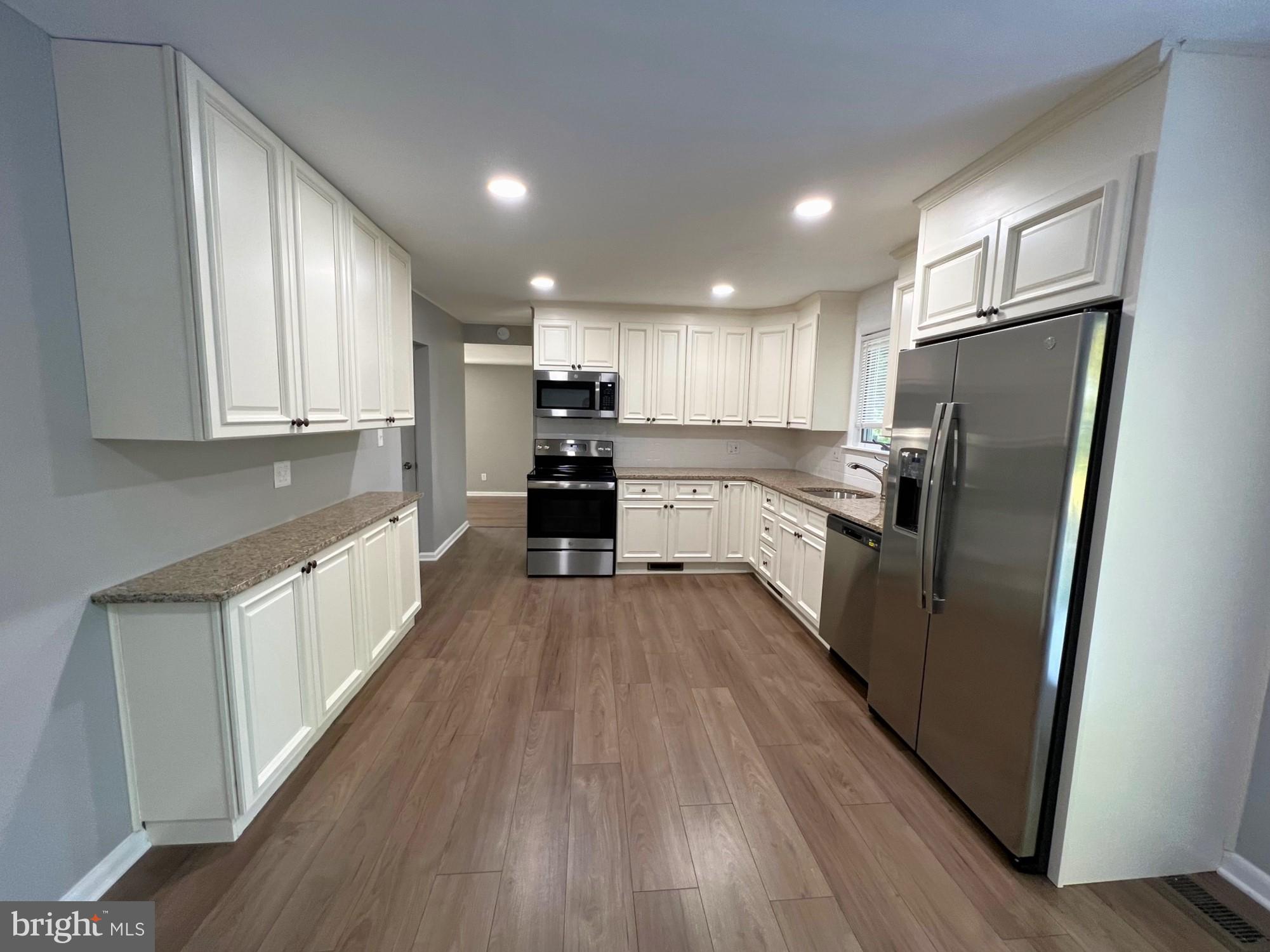 APPLE VALLEY - Residential