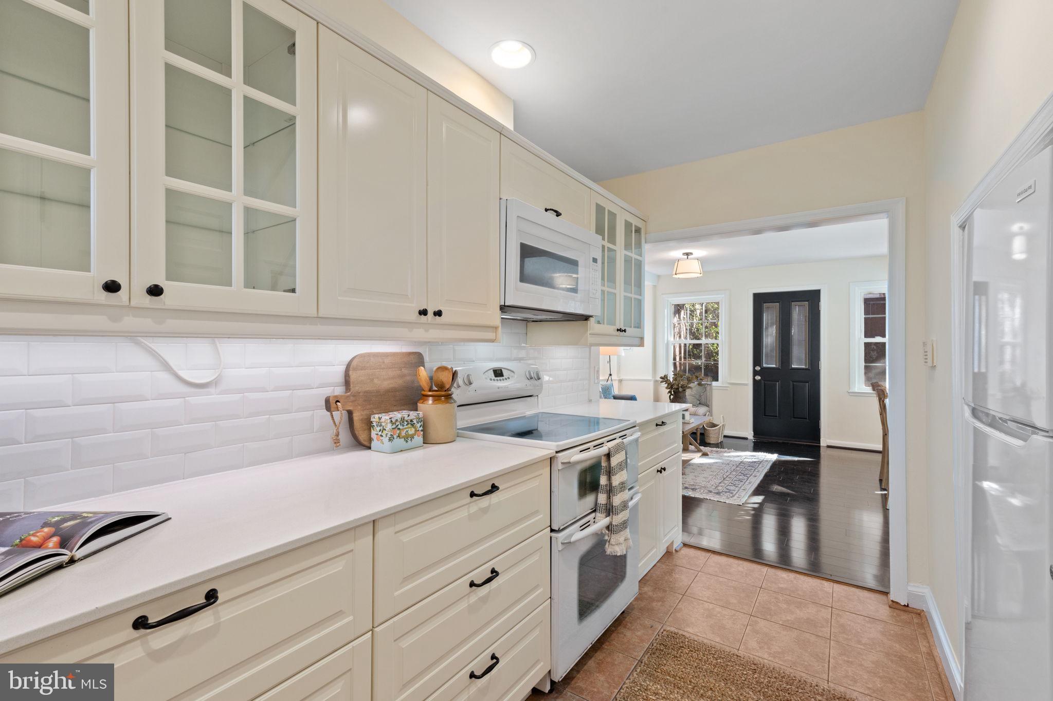 VIRGINIA VILLAGE - Residential