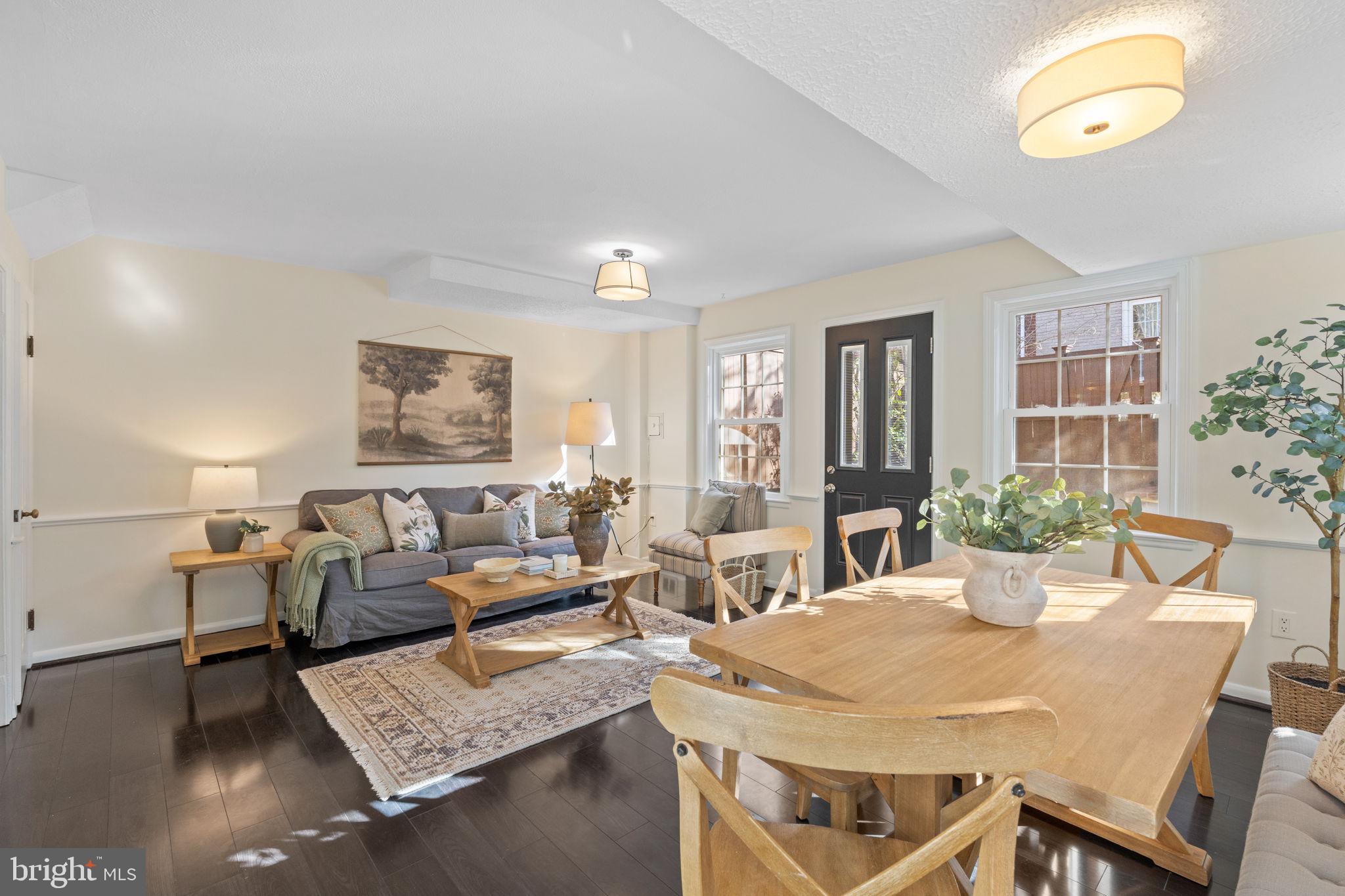 VIRGINIA VILLAGE - Residential