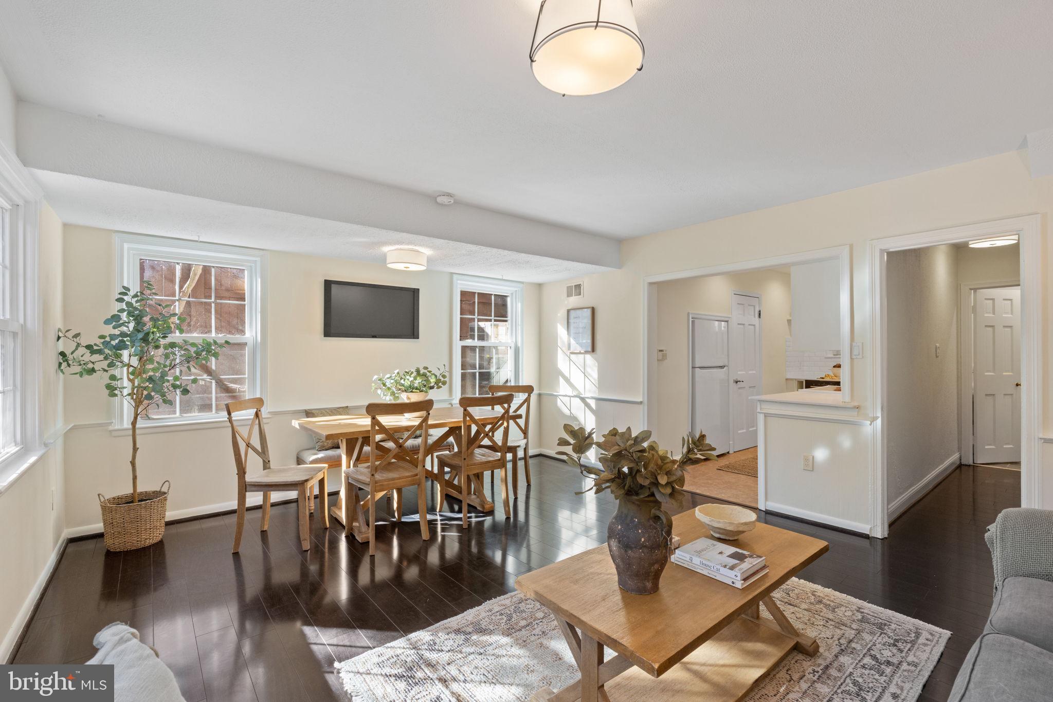 VIRGINIA VILLAGE - Residential