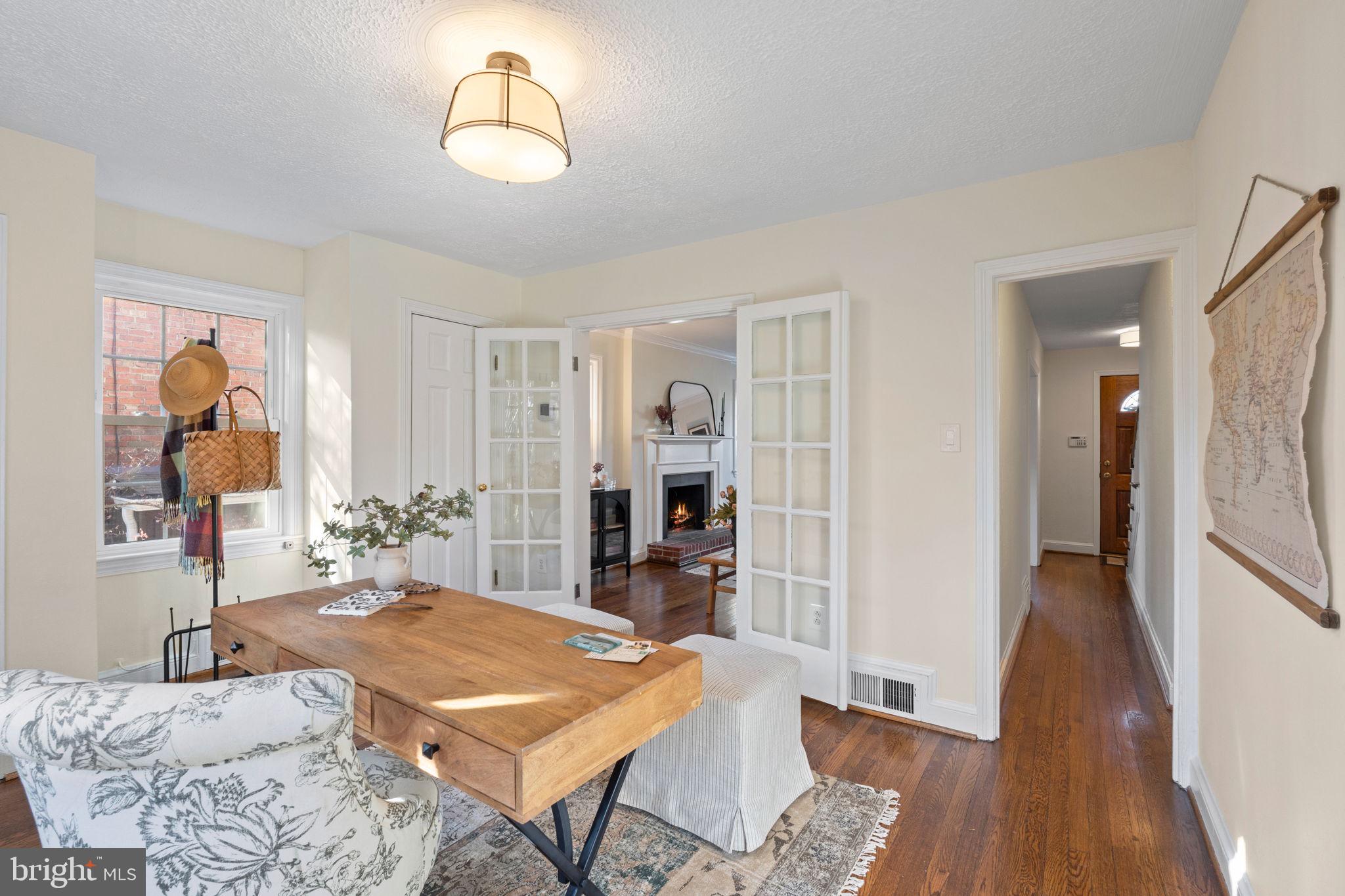 VIRGINIA VILLAGE - Residential