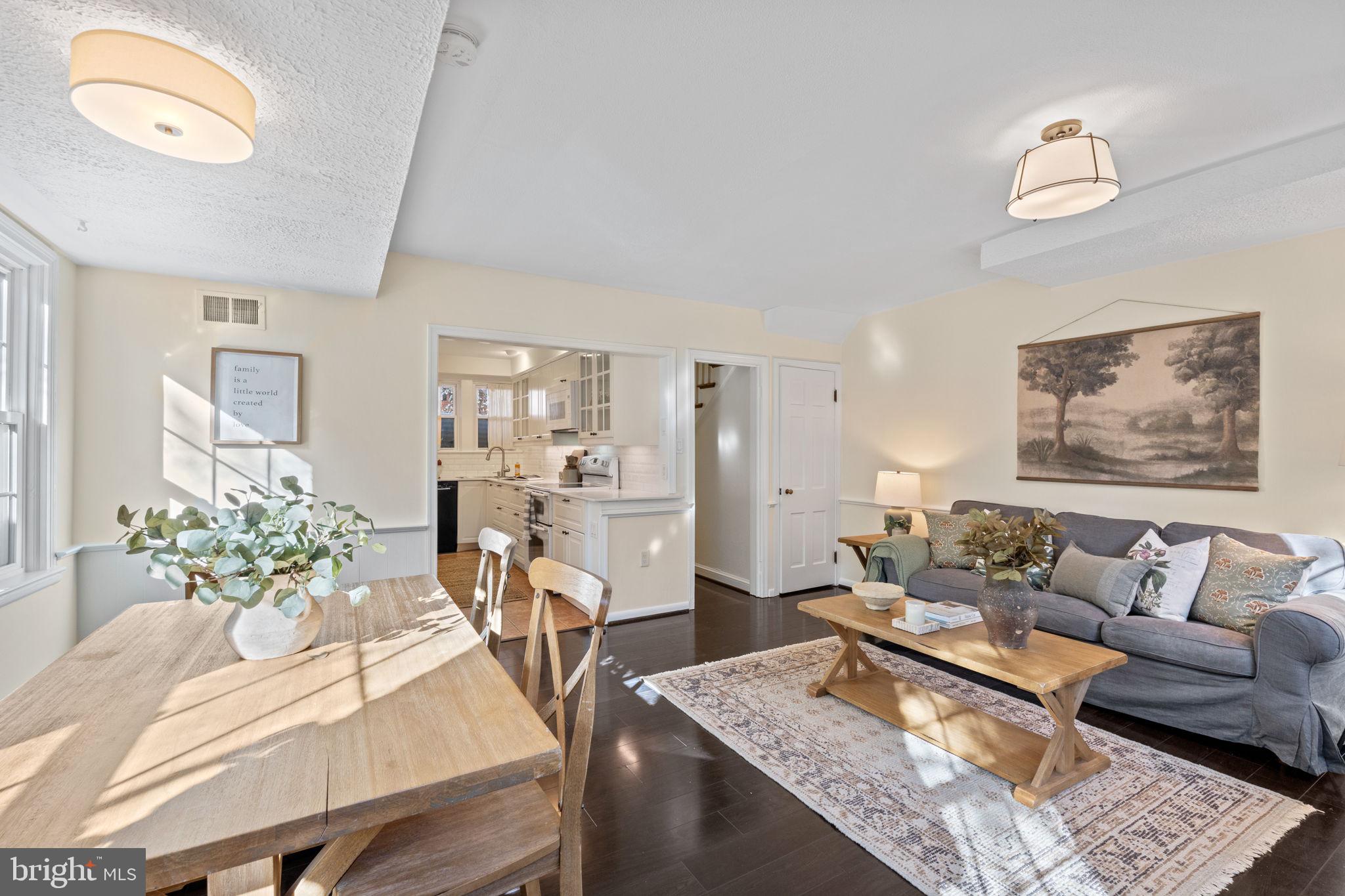 VIRGINIA VILLAGE - Residential