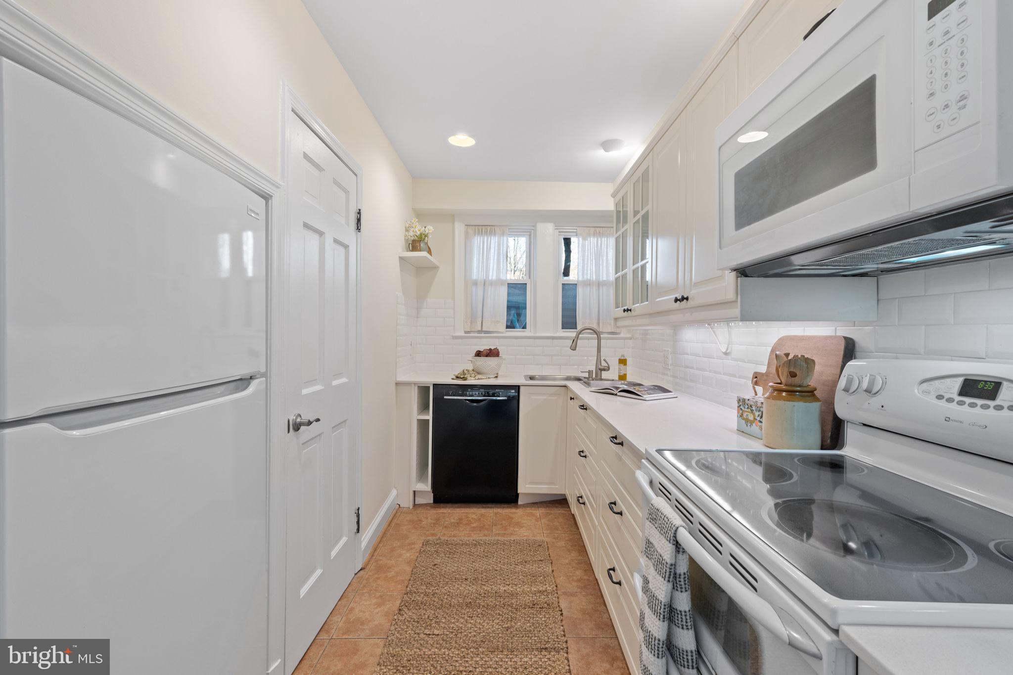 VIRGINIA VILLAGE - Residential