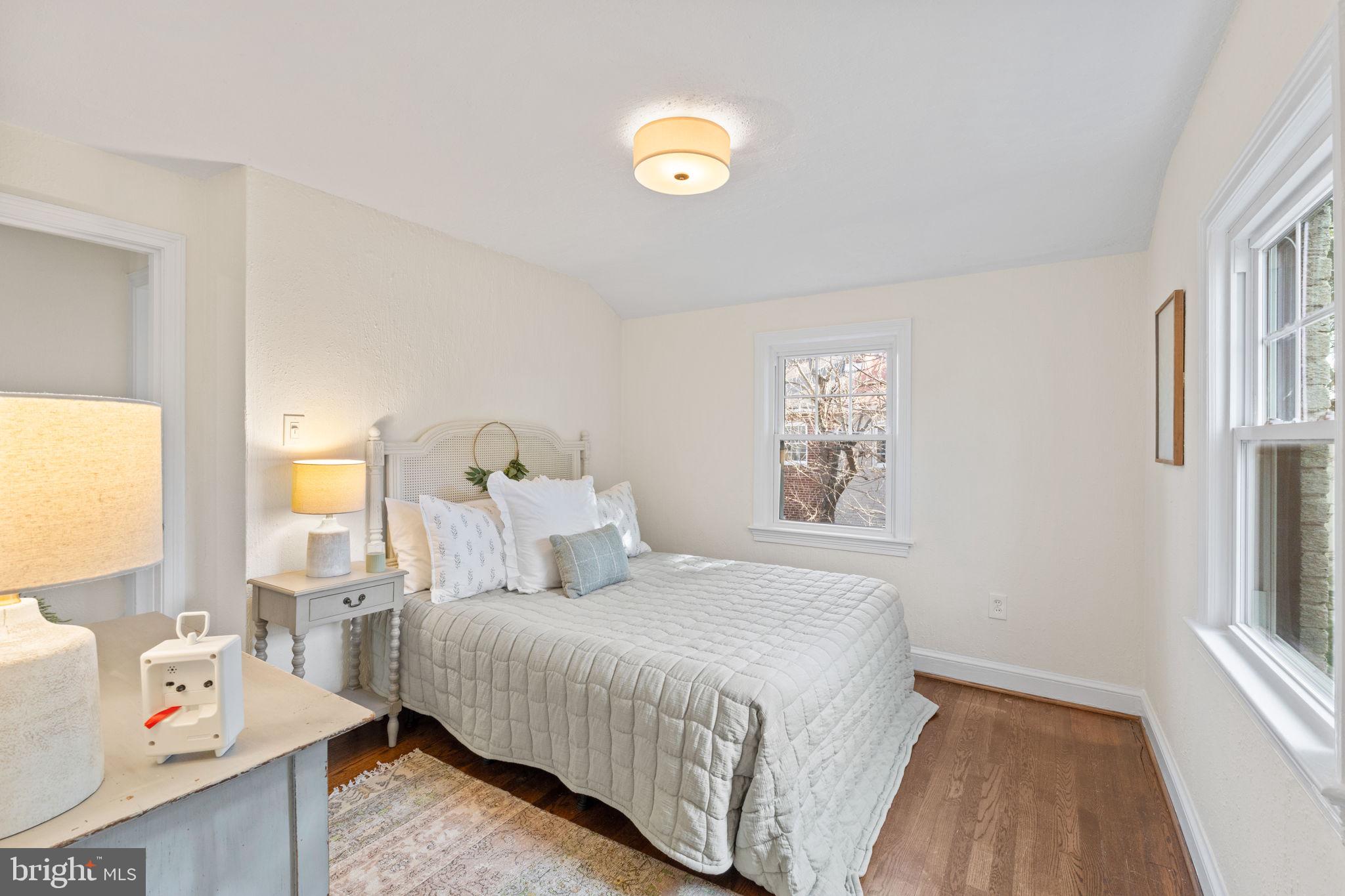 VIRGINIA VILLAGE - Residential