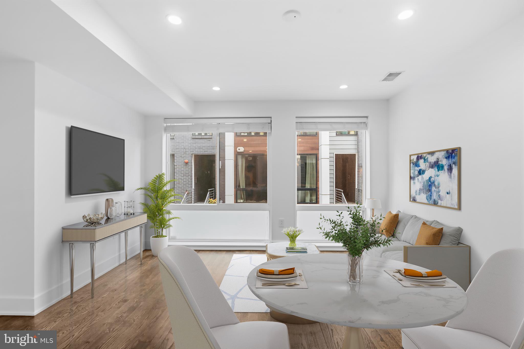 1649 E EYRE STREET 3